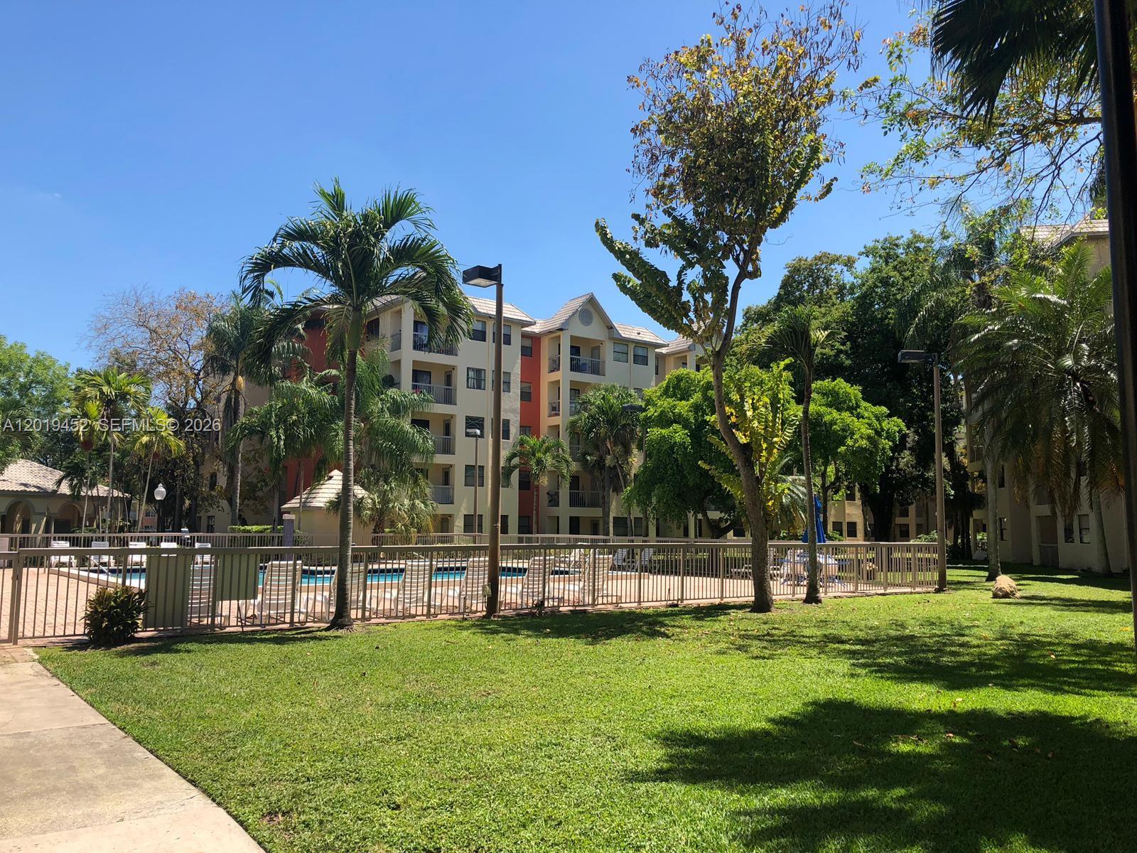Las Vistas At Doral Condo