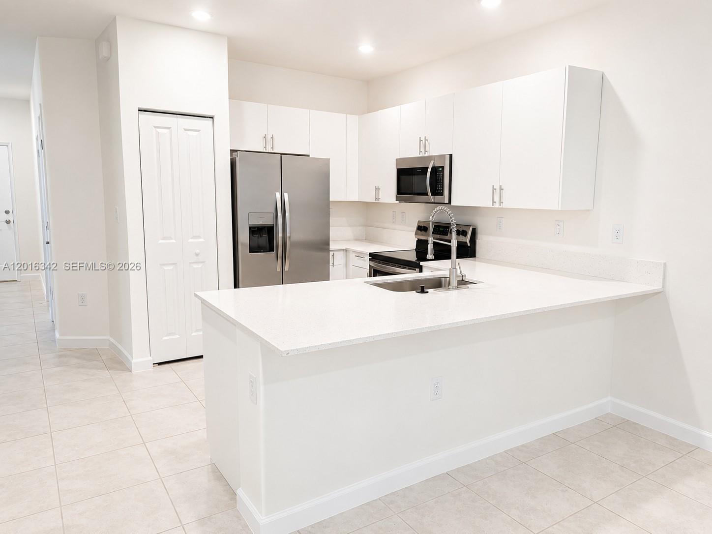 Property photo # 6