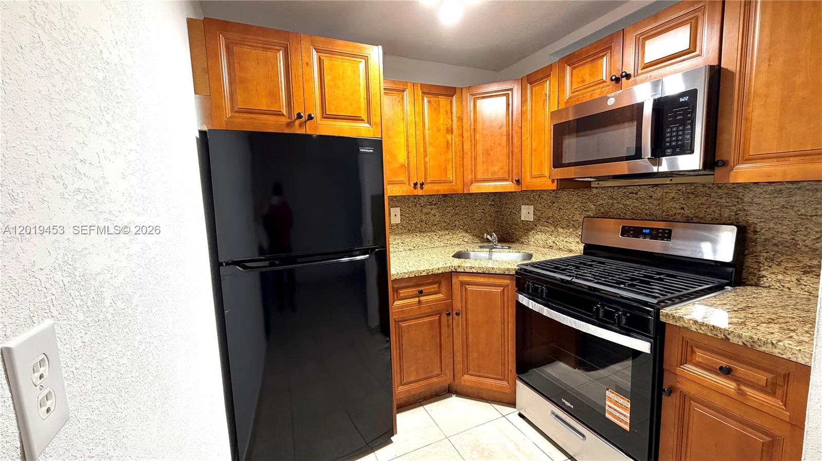 Property photo # 6