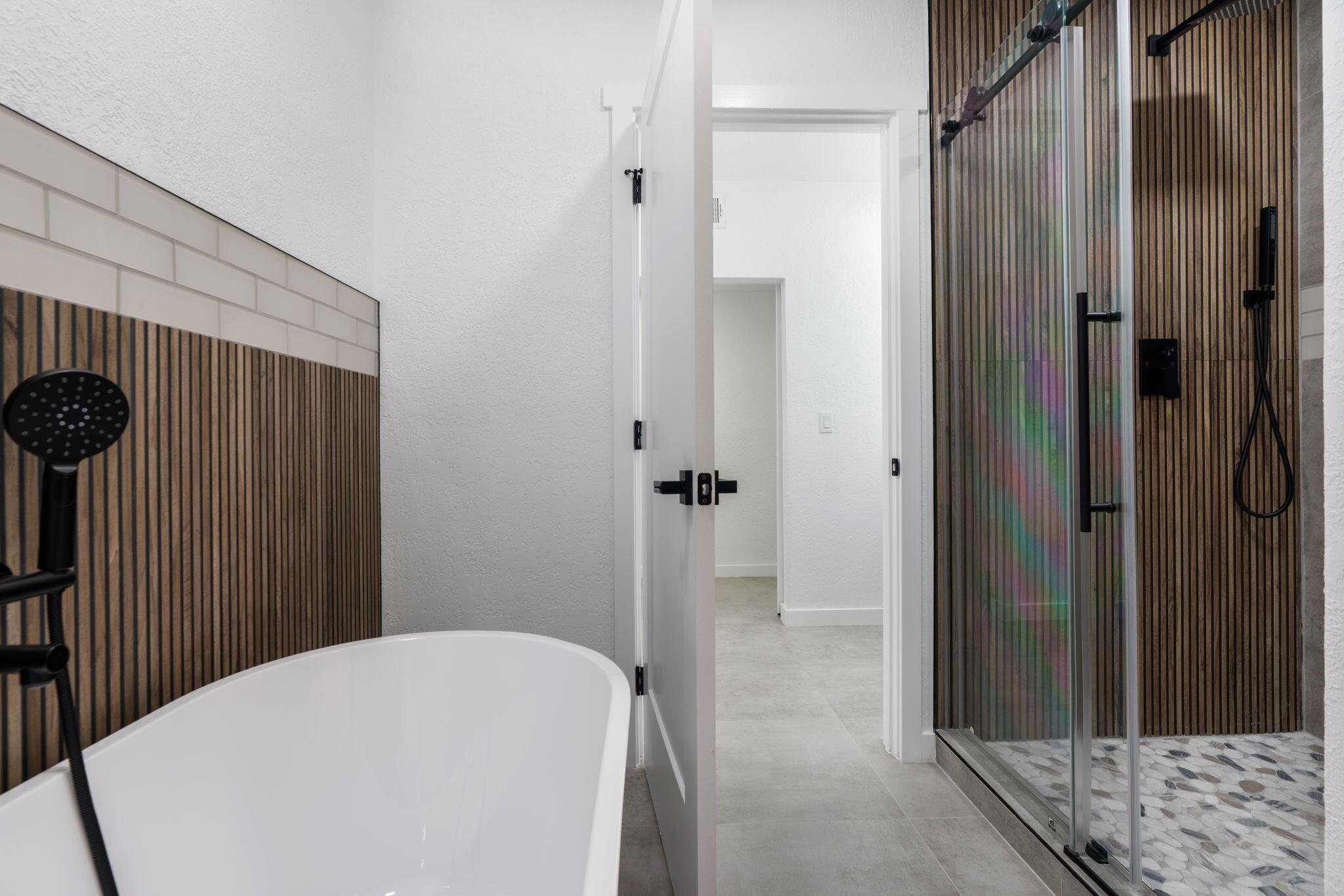 Photo 16 — 9715 Pebble Beach Drive NE