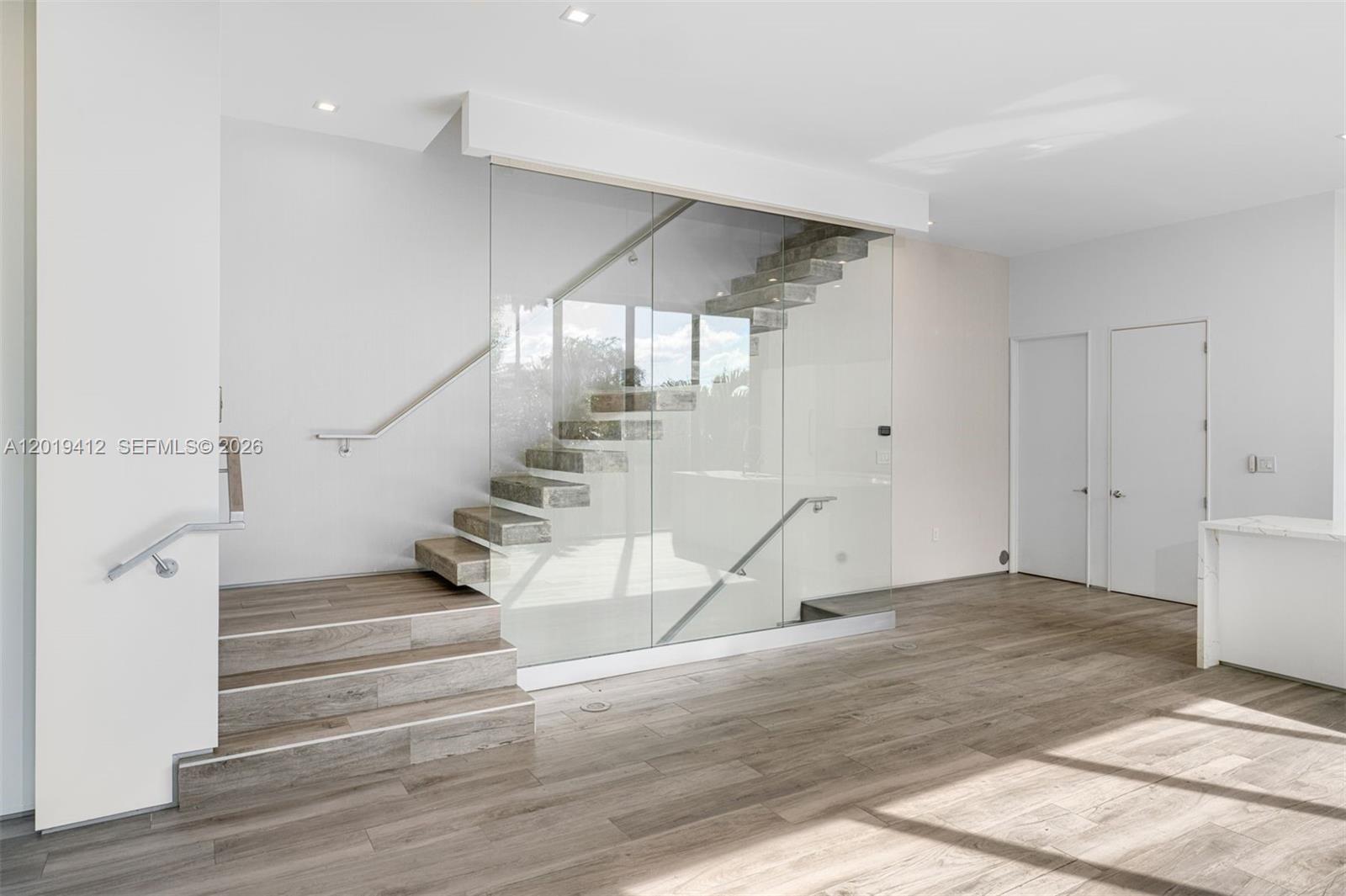 Property photo # 2