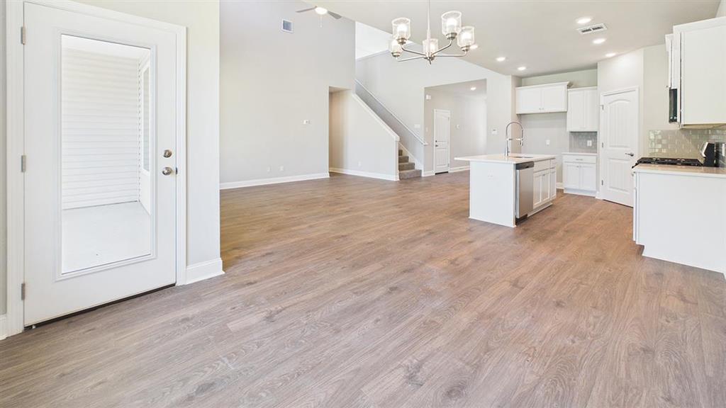 1709 Fairhaven Drive — photo 4