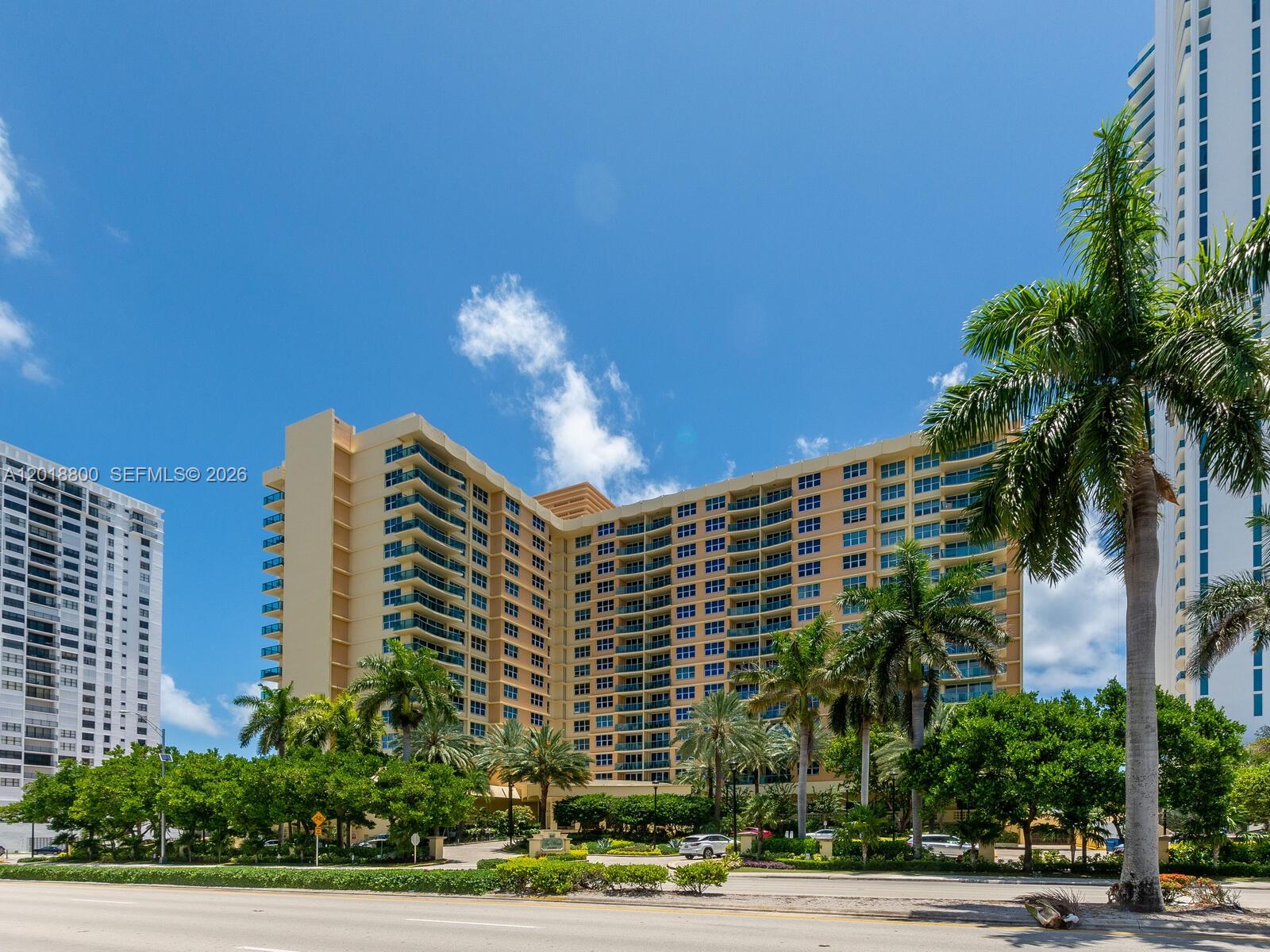 The Wave Condo