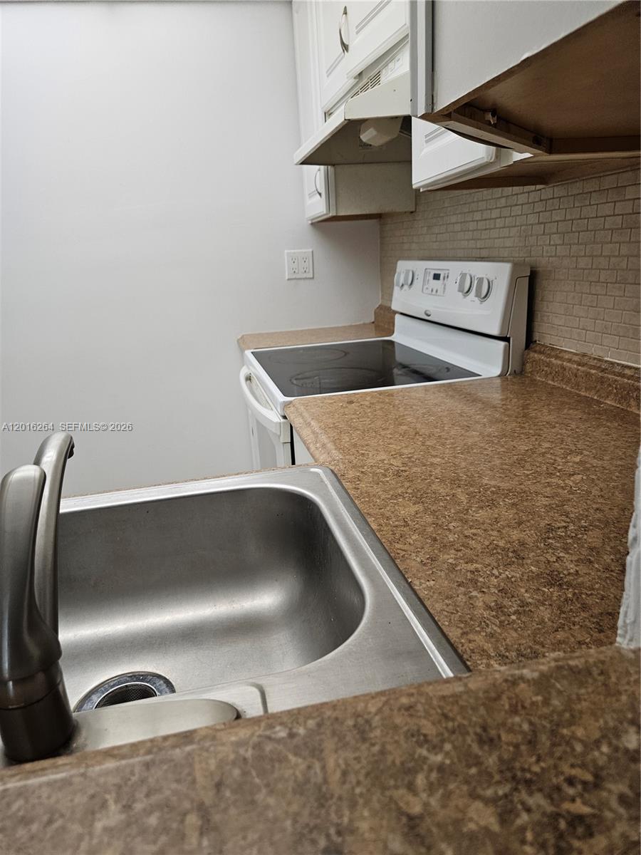 Property photo # 9