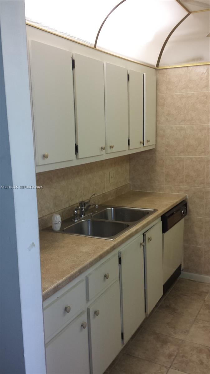 Property photo # 4