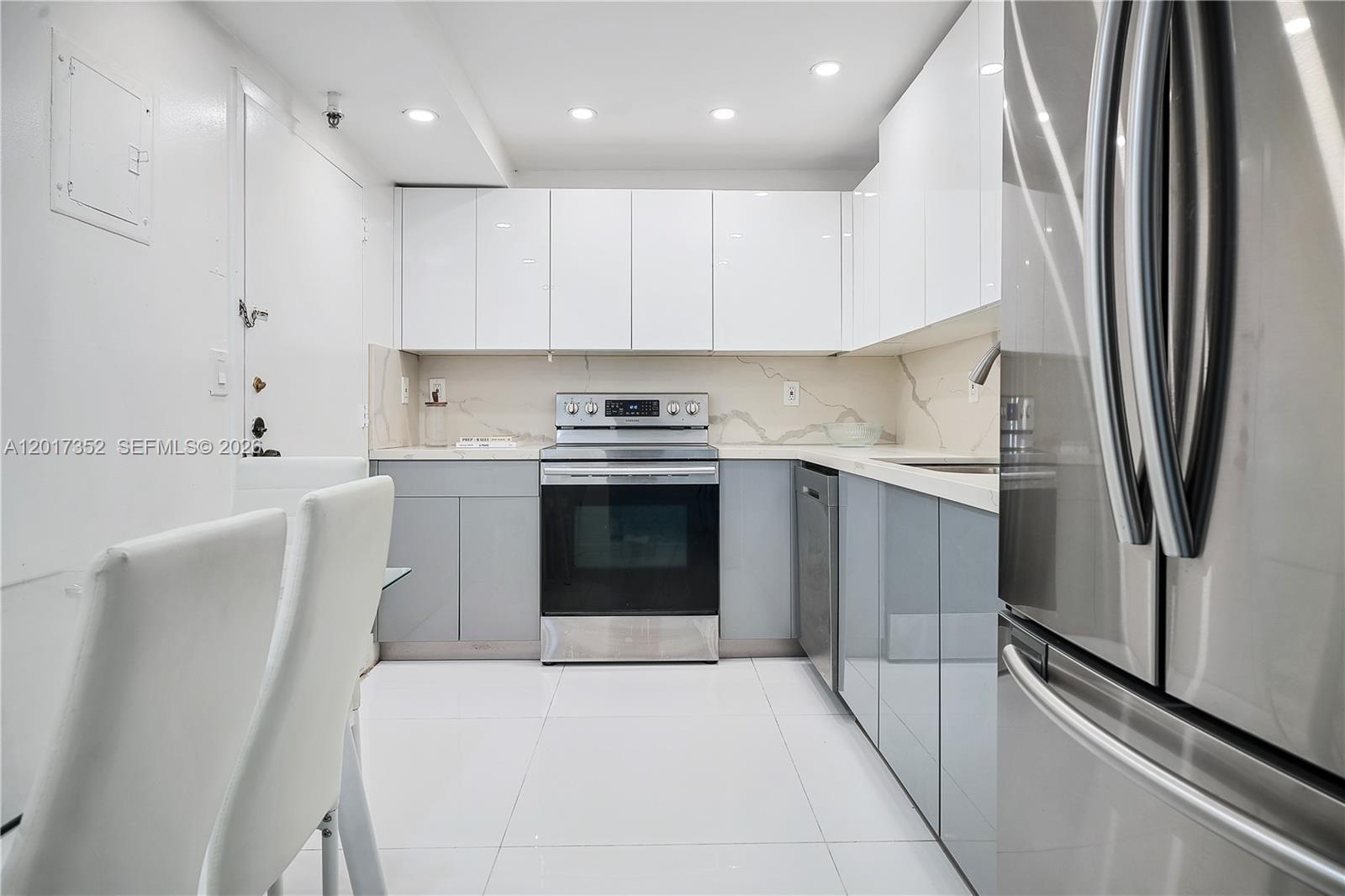 Property photo # 4