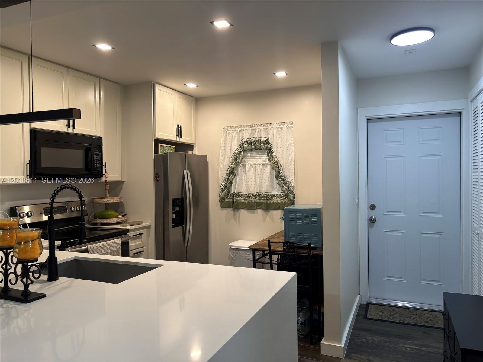 Property photo # 6