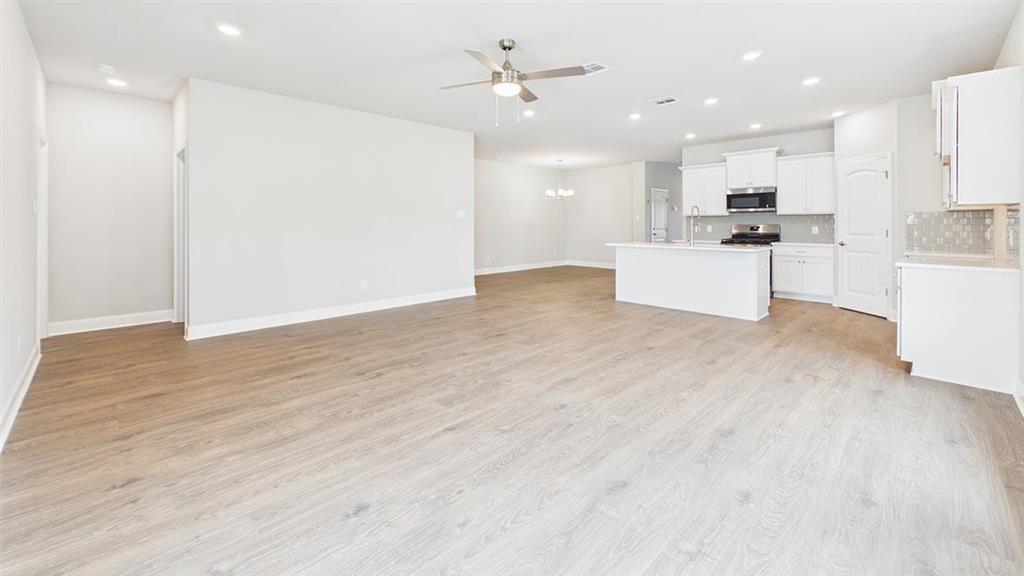 1704 Fairhaven Drive — photo 4