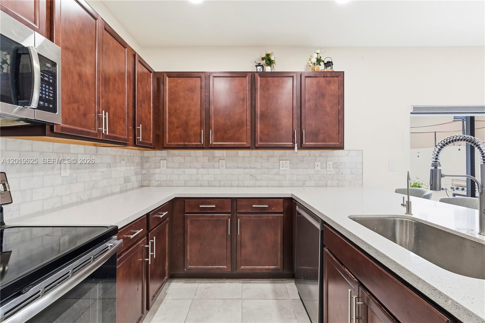 Property photo # 7