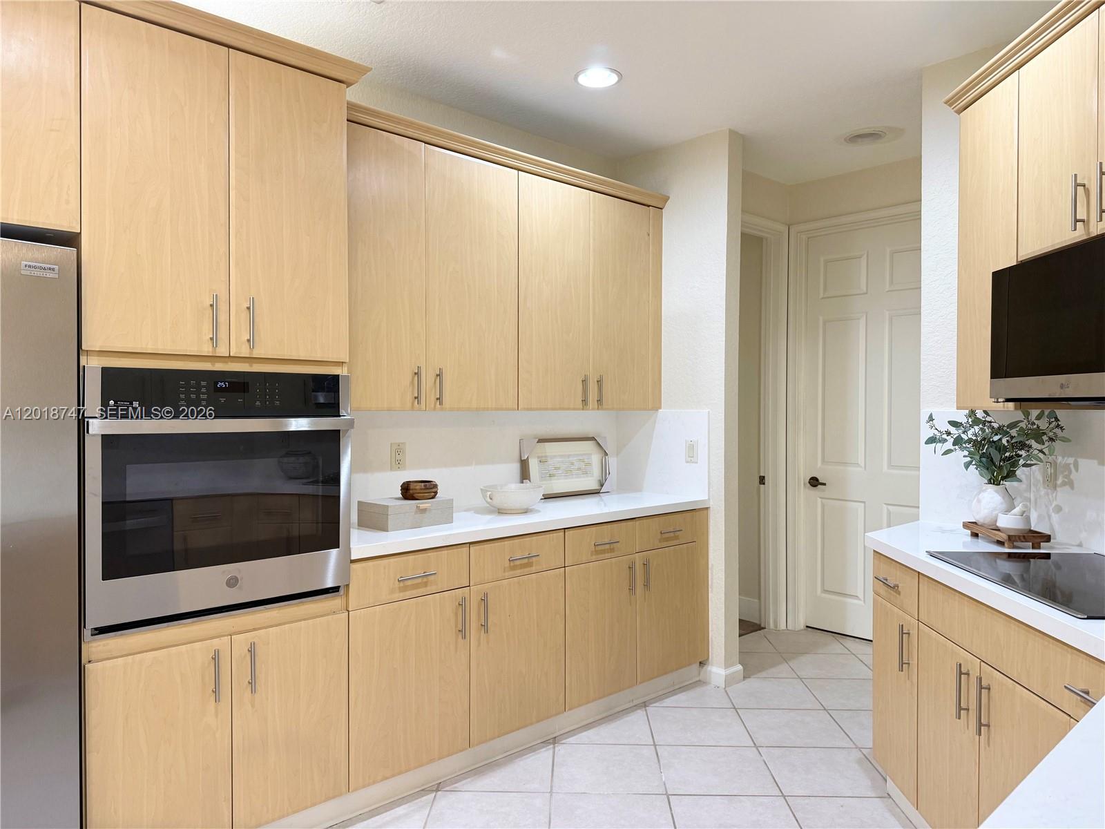 Property photo # 3