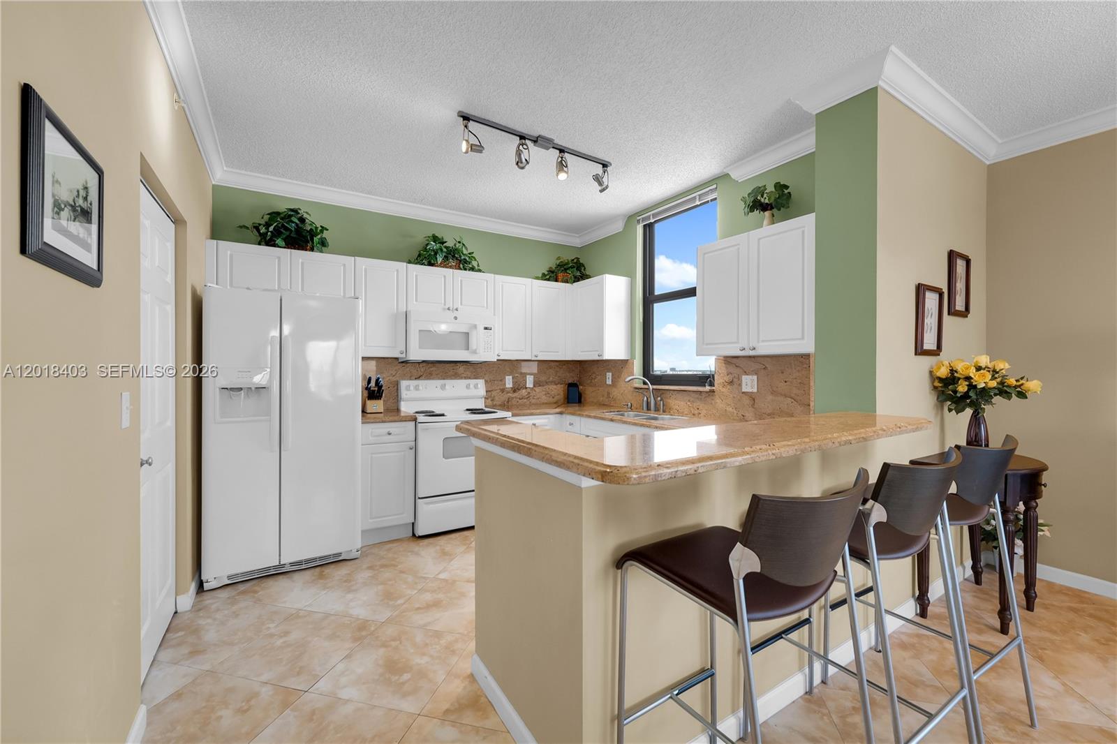 Property photo # 9