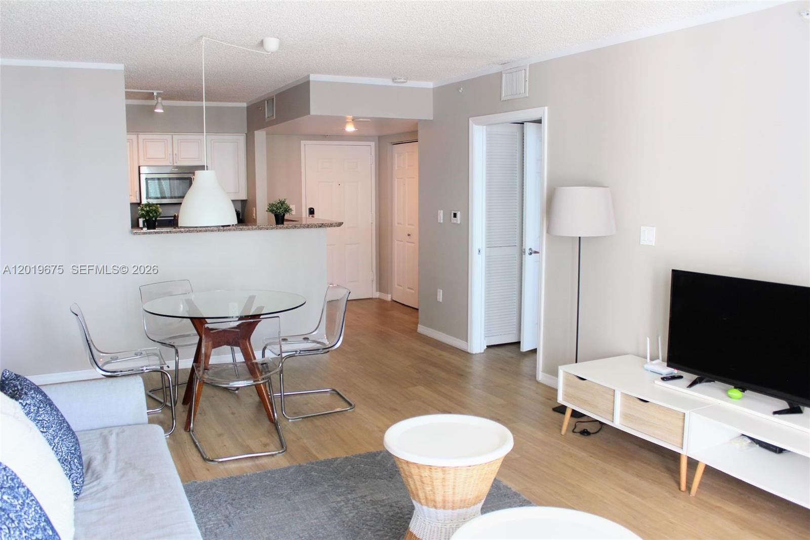 Property photo # 9