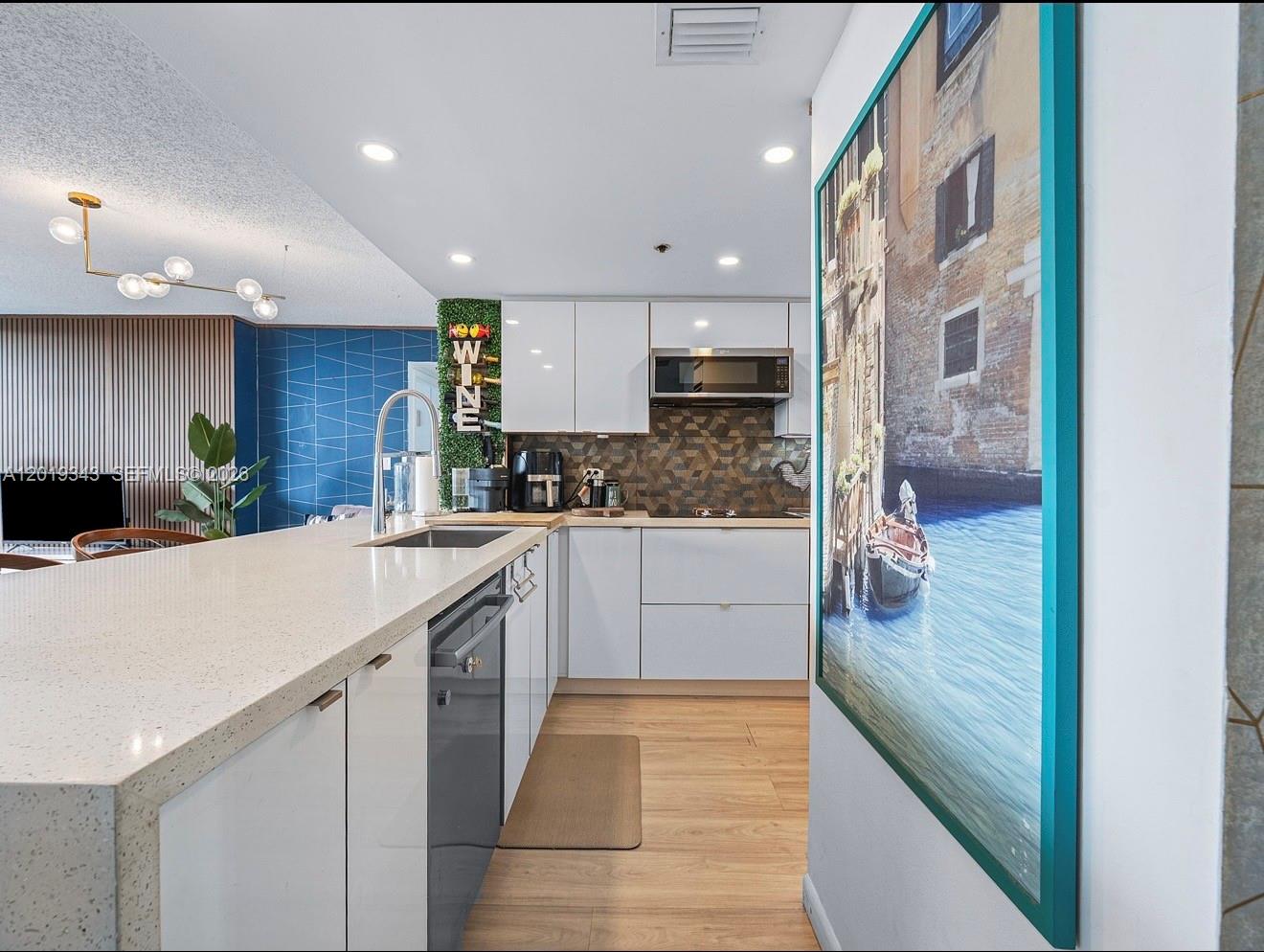 Property photo # 6