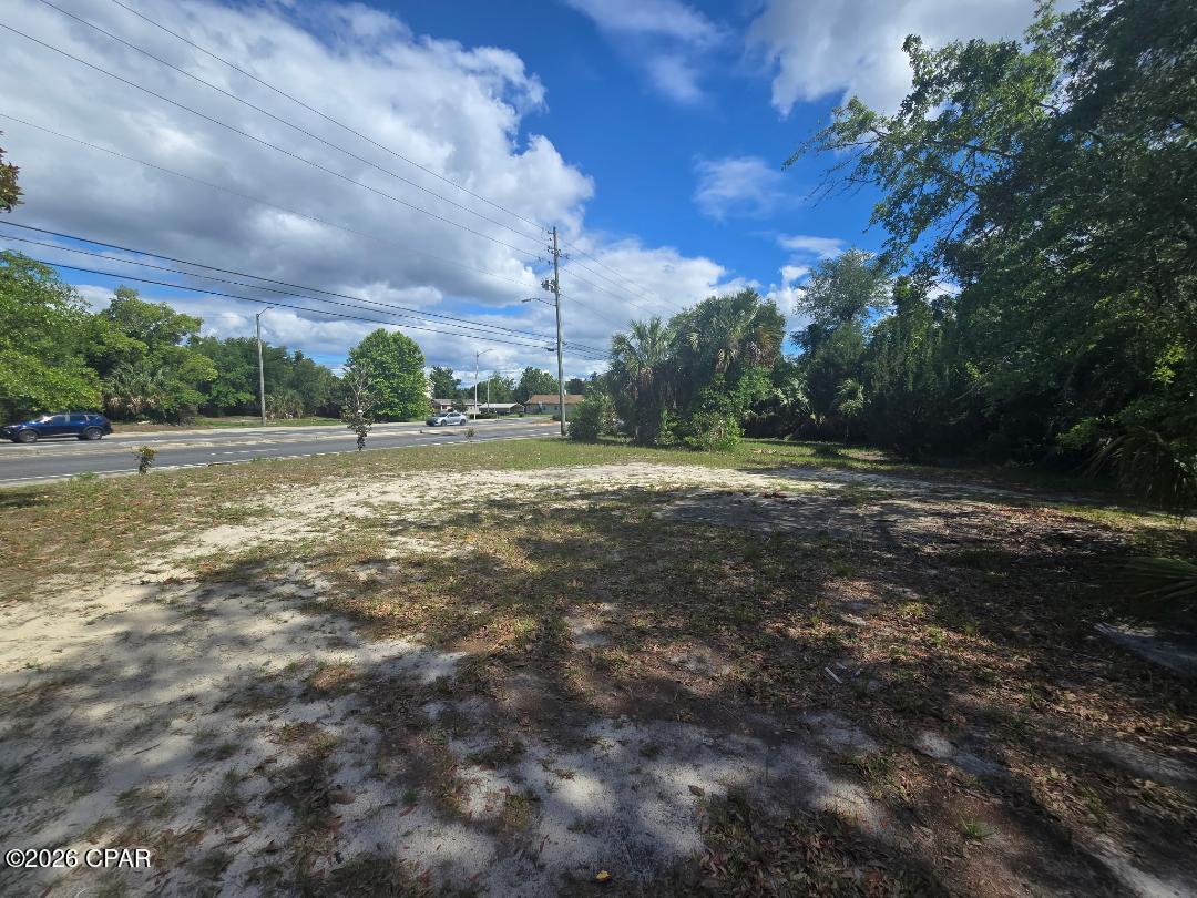 Image 2 For 831 Cove Boulevard