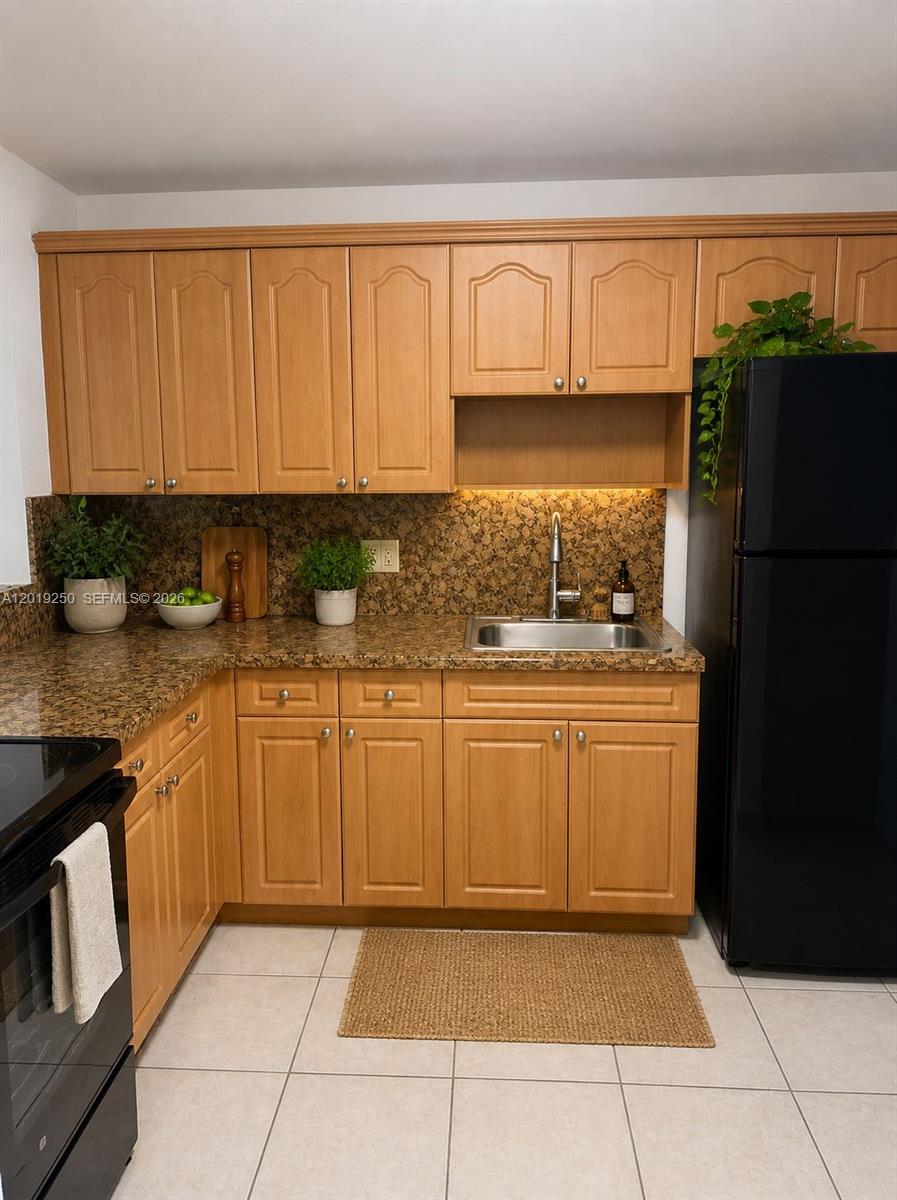 Property photo # 4
