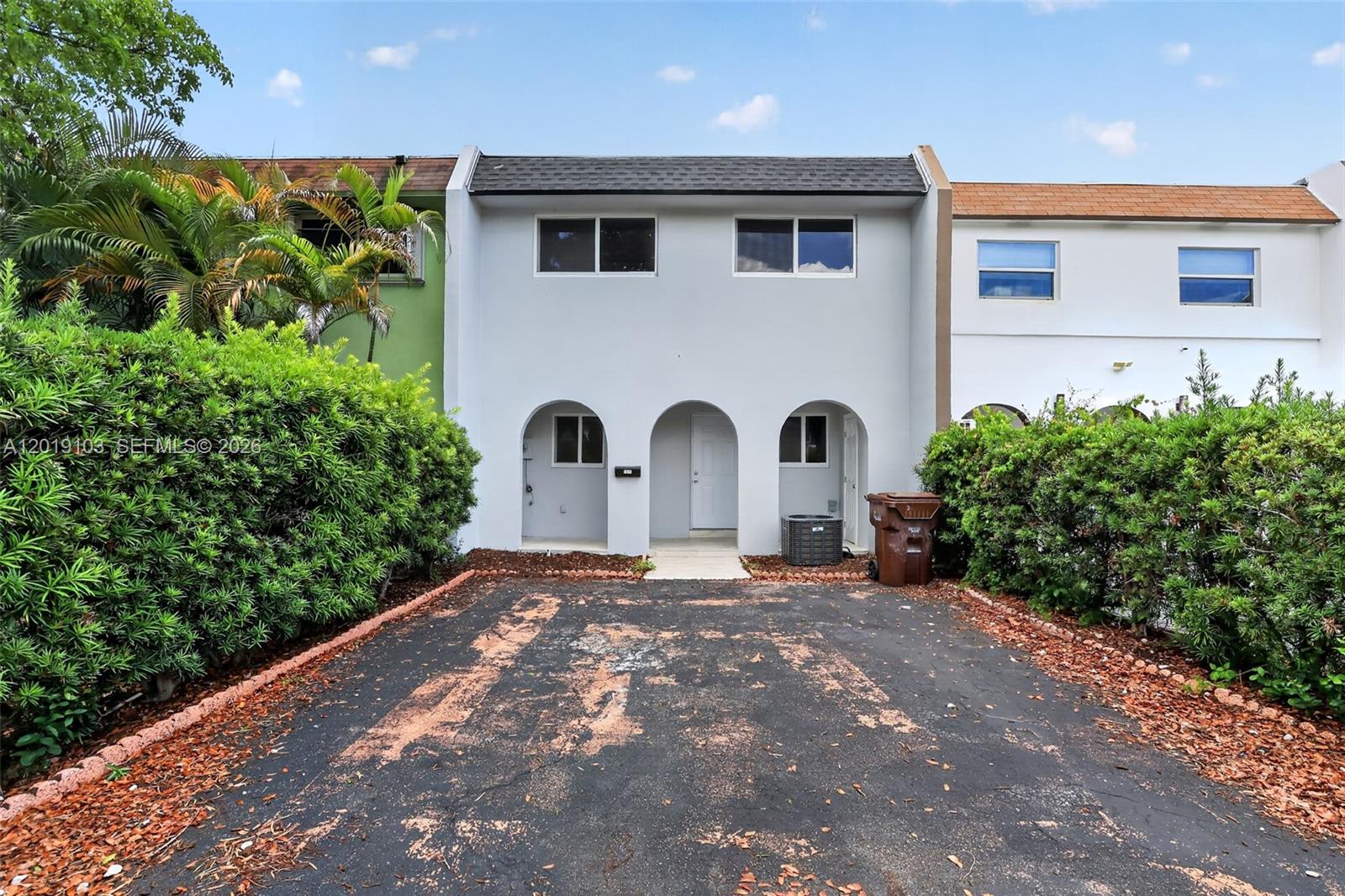 Property photo # 0