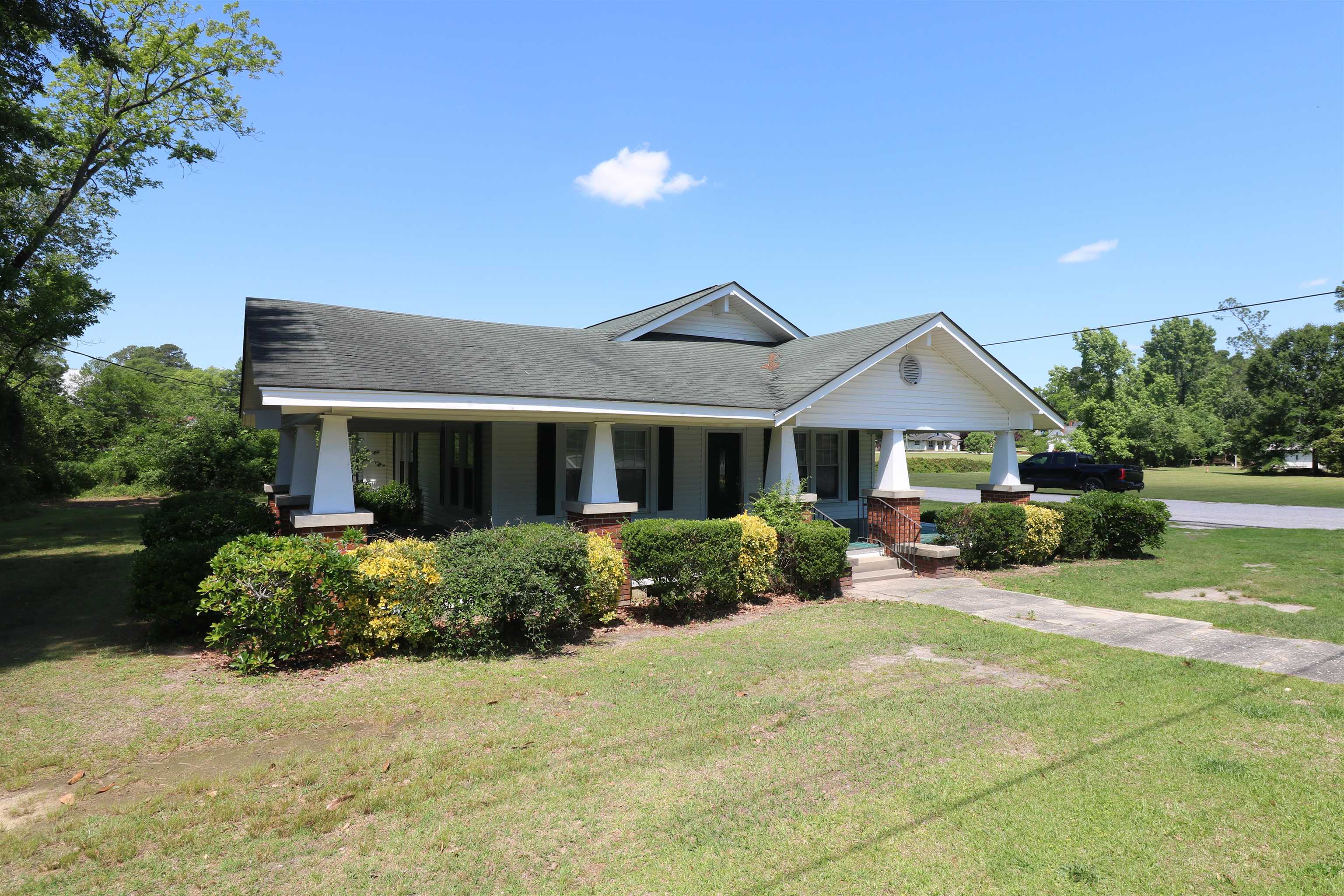 Homes for sale in Lake View, SC | 302 S Main St, Lake View, SC 29563 | MLS# 2612596