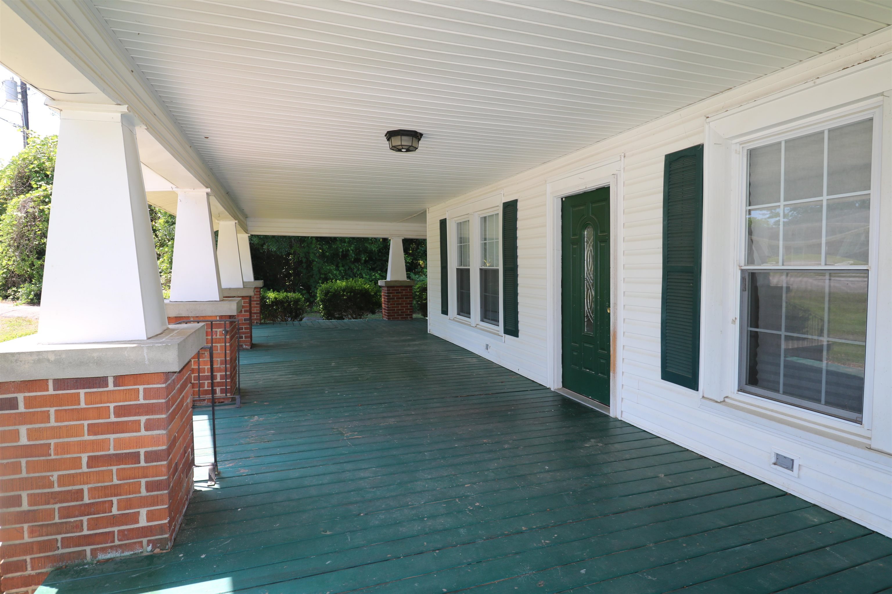 Homes for sale in Lake View, SC | 302 S Main St, Lake View, SC 29563 | MLS# 2612596