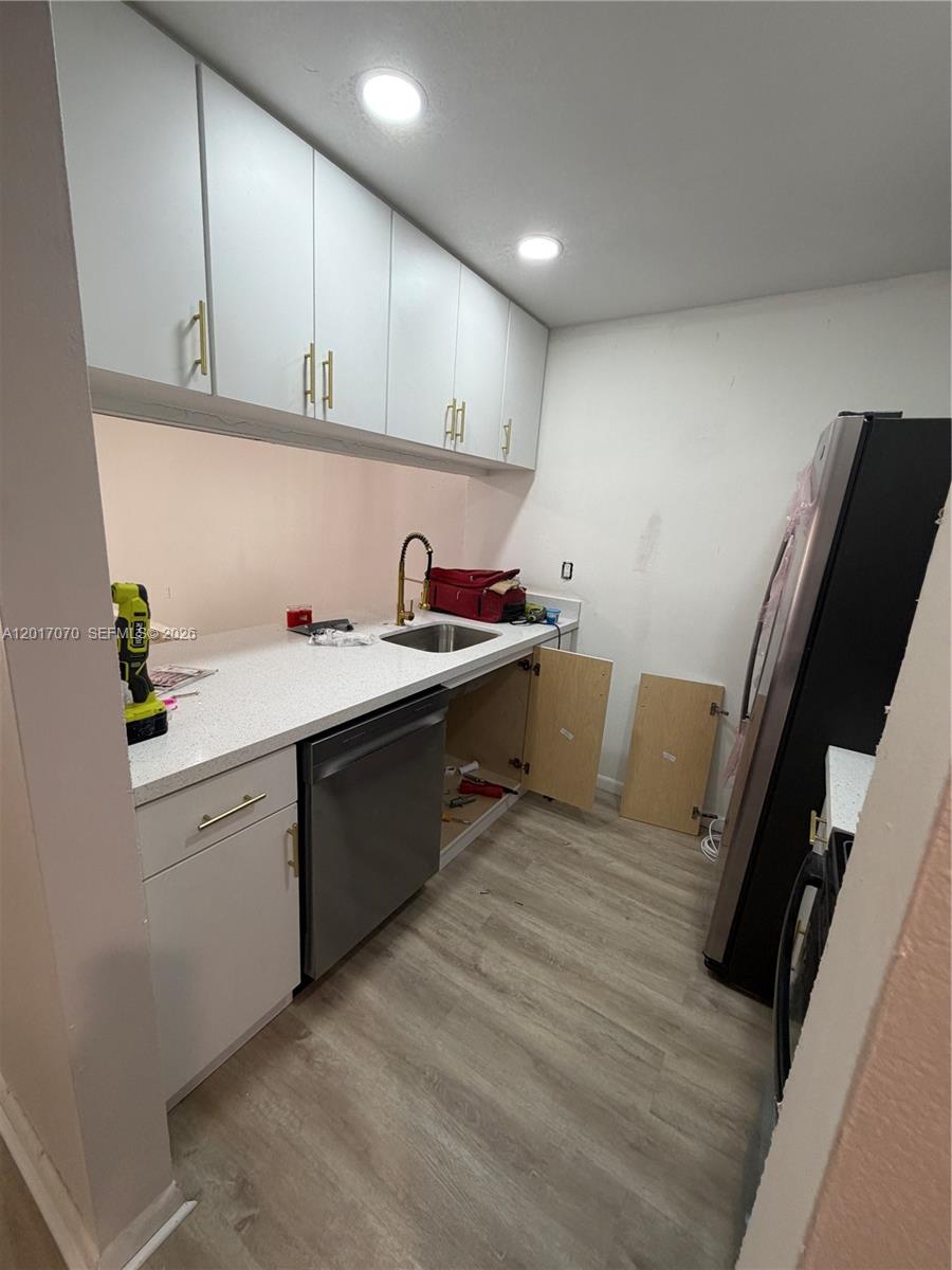 Property photo # 0
