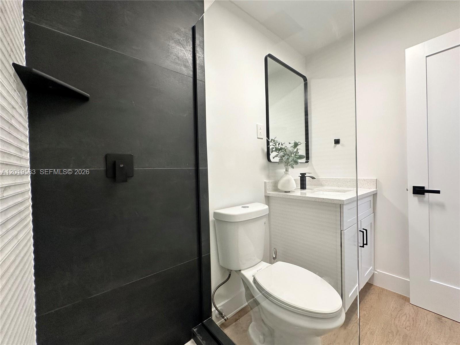 Property photo # 9