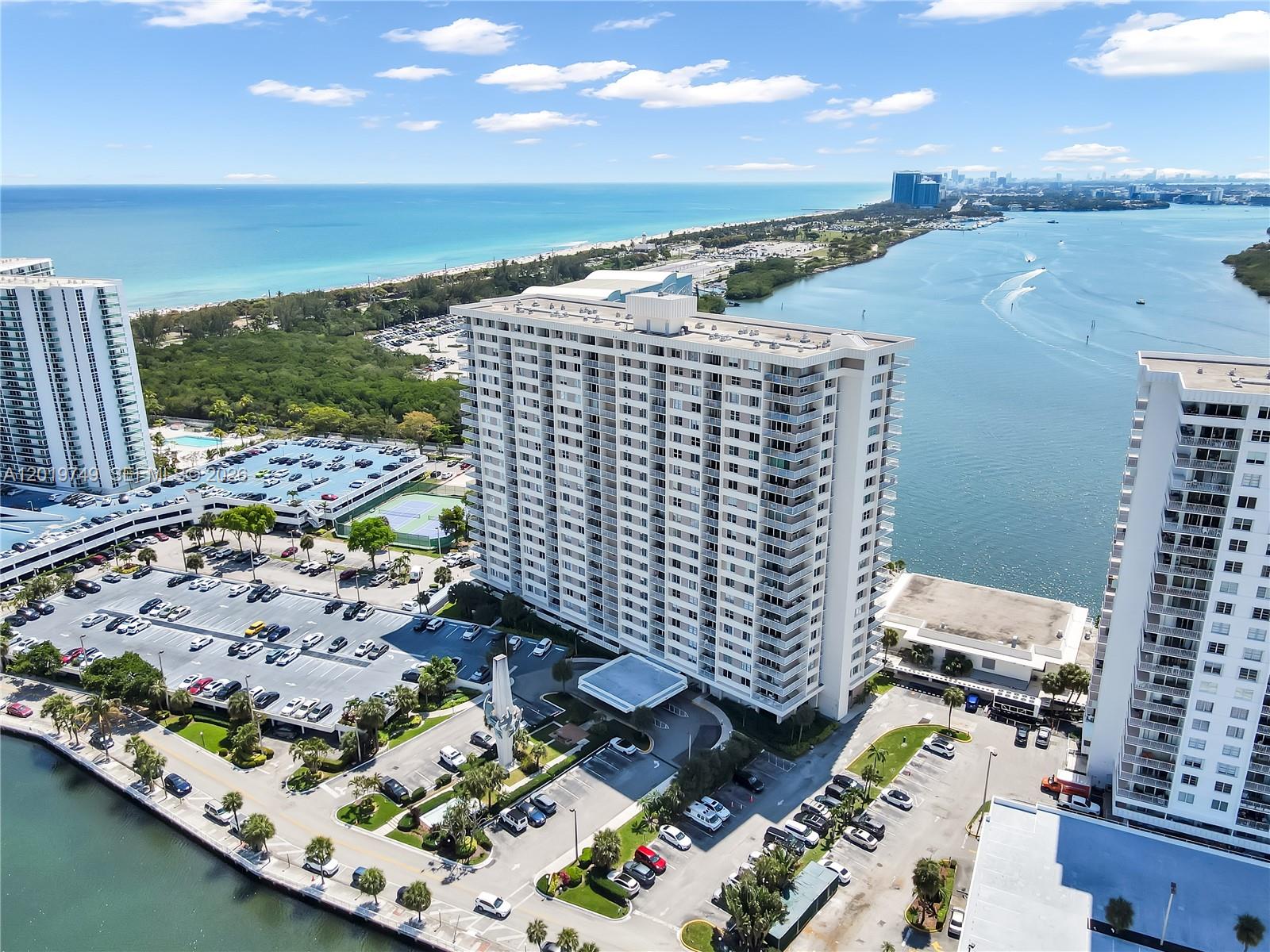 Arlen House Condo