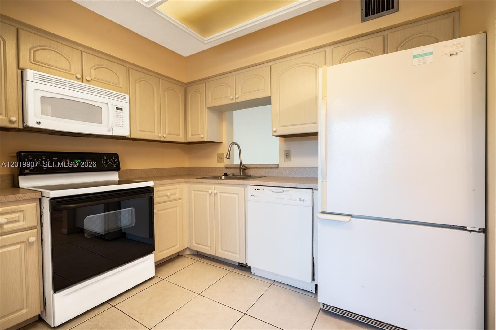 Property photo # 2