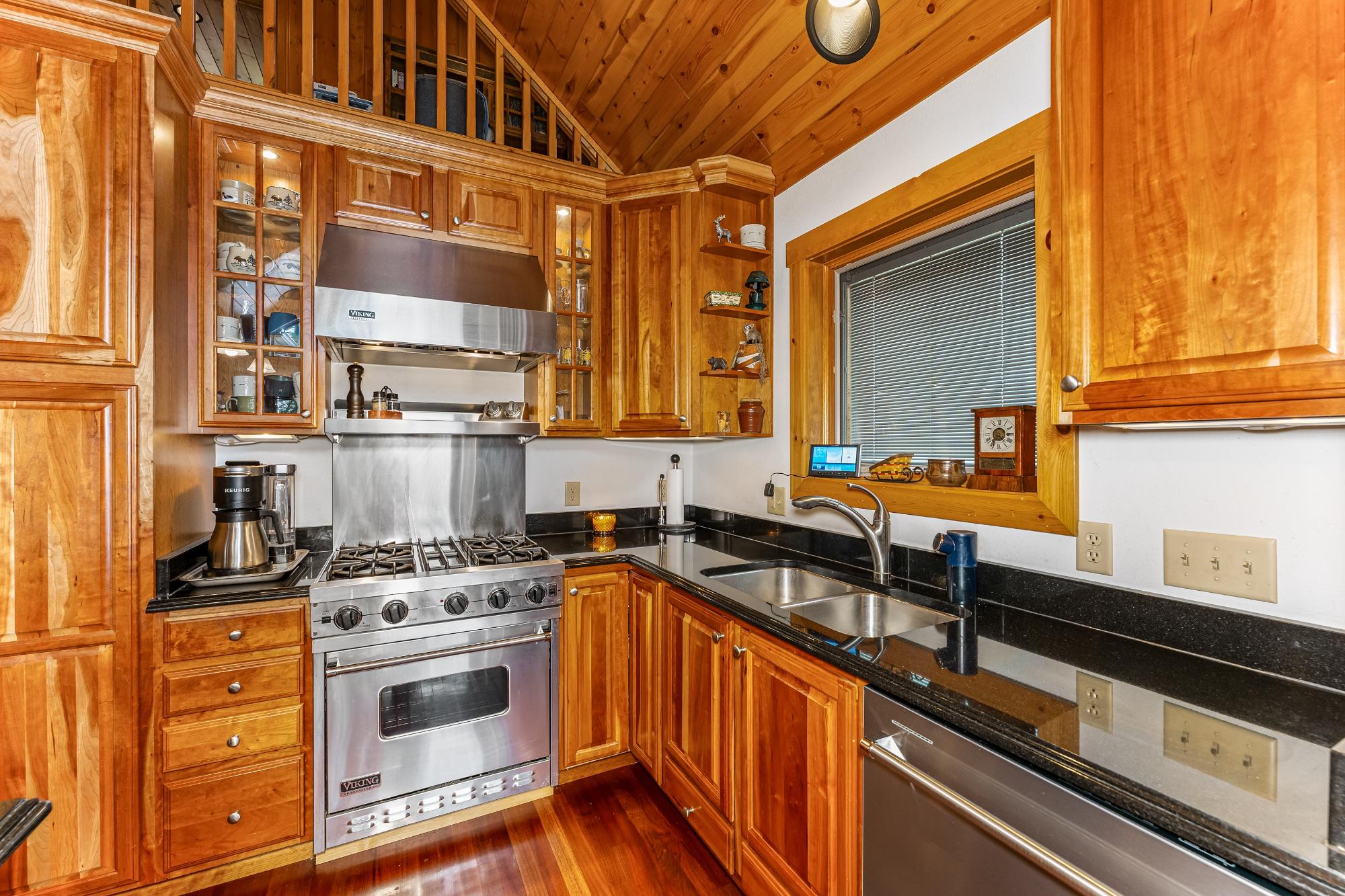 Carpenter Lake Property 3287 Knotty Pine Tr Photo 8