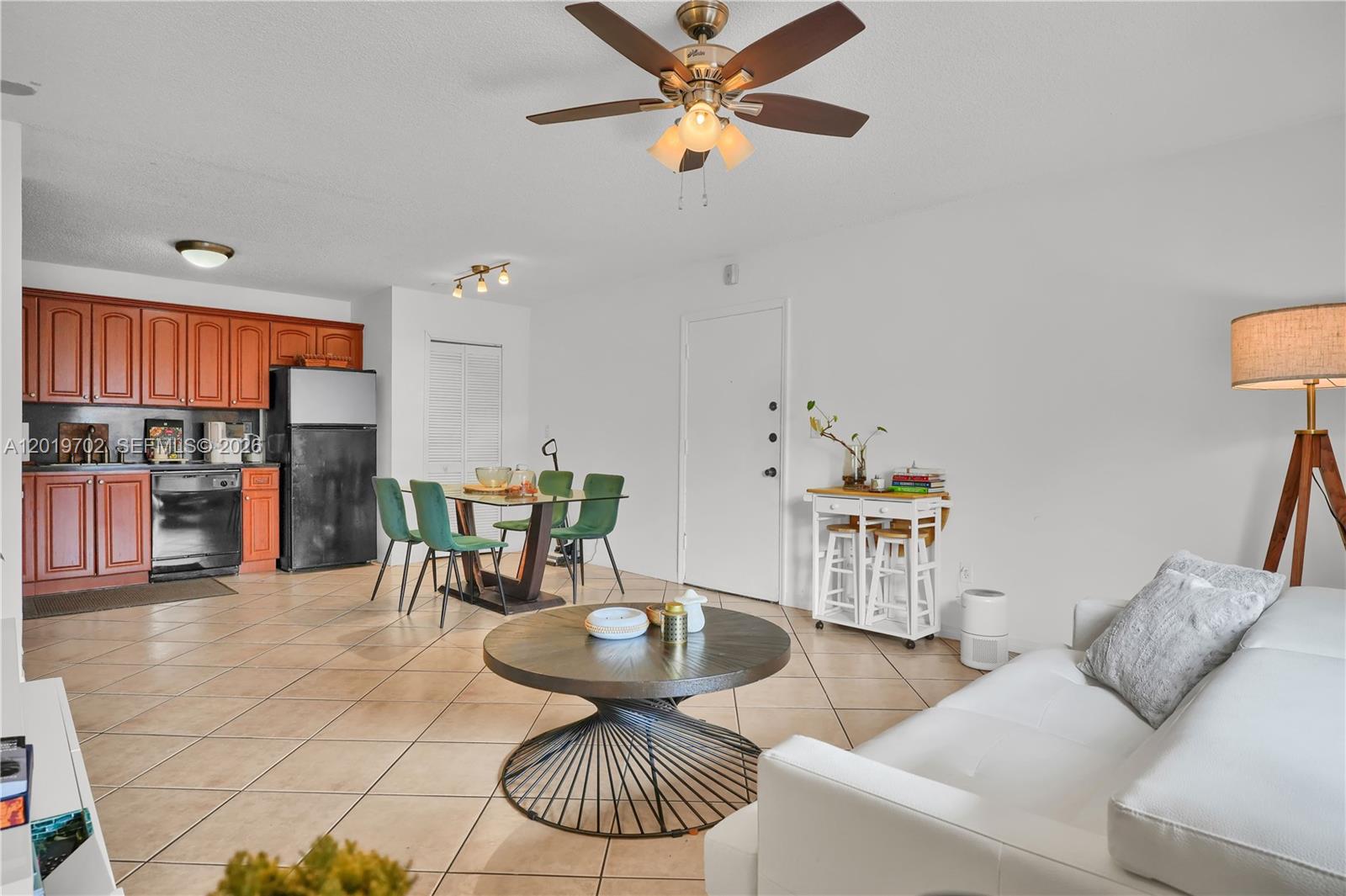 Property photo # 9