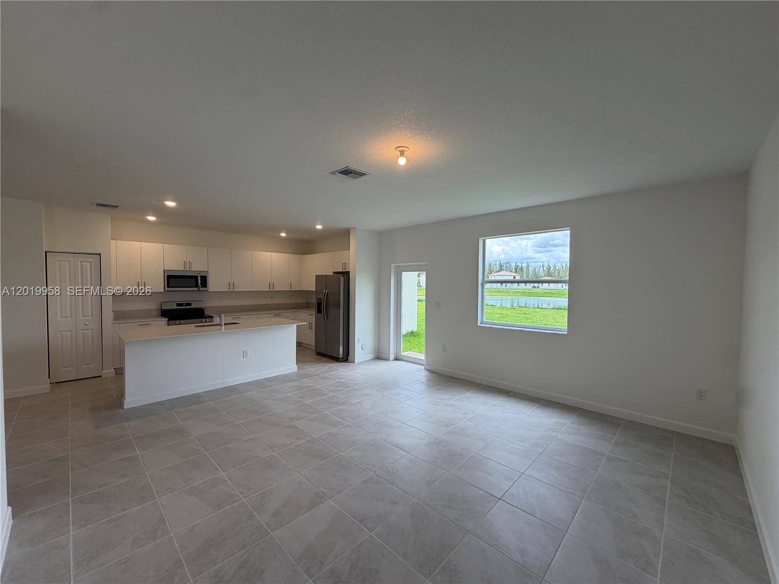 Property photo # 2