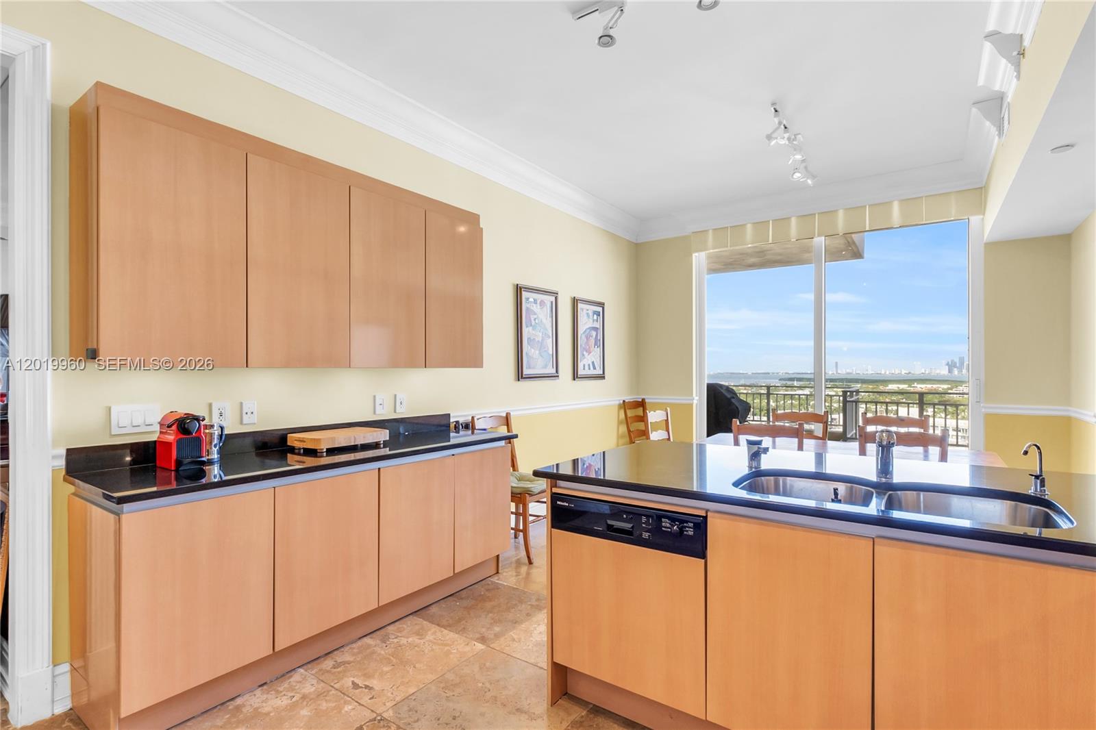 Property photo # 9