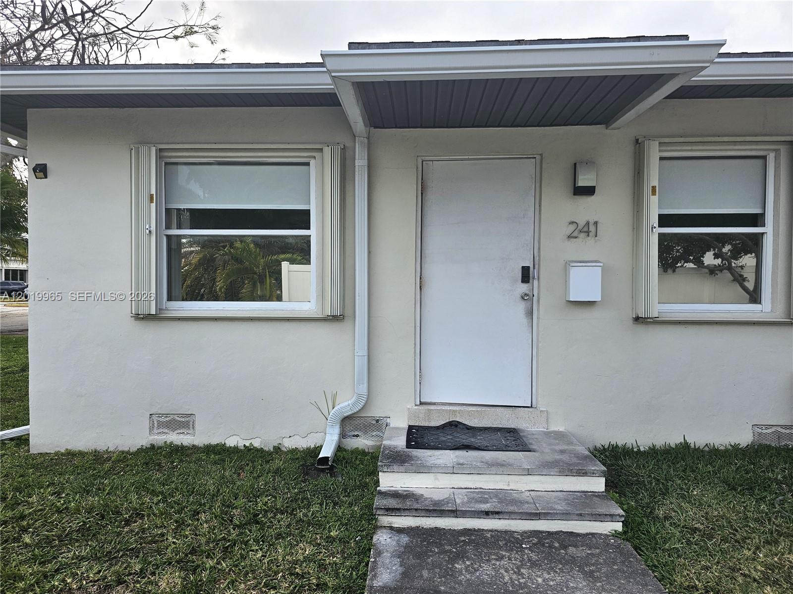 Property photo # 0