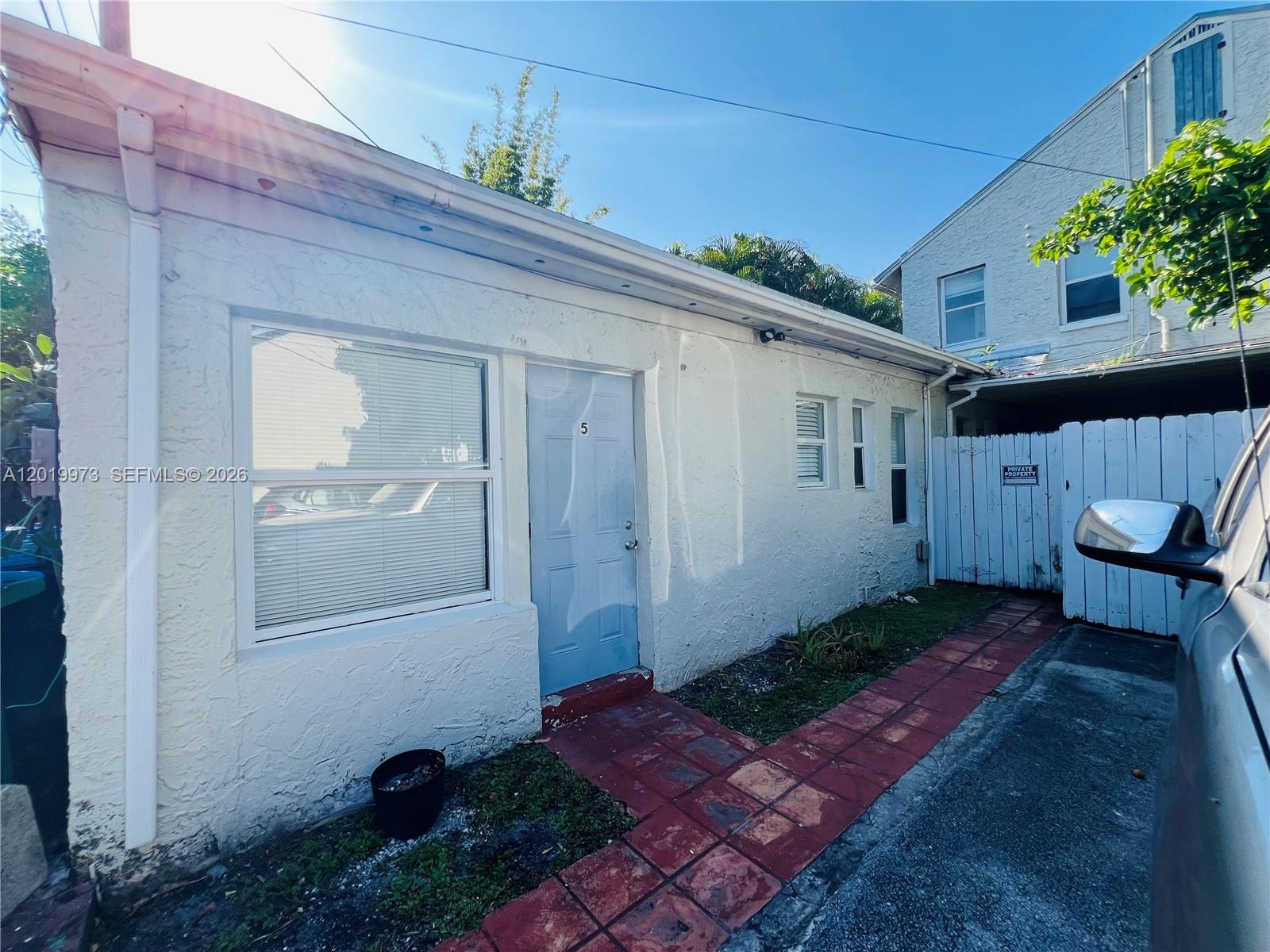 Property photo # 0