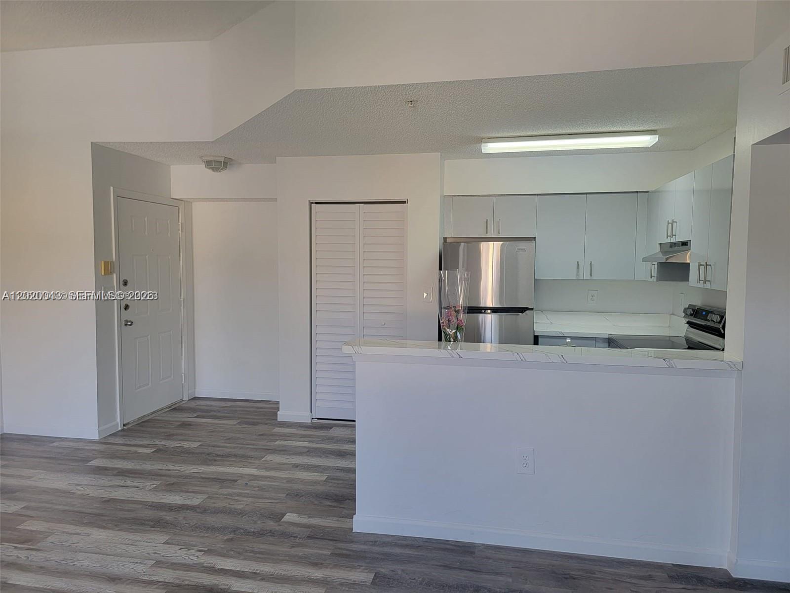 Property photo # 6