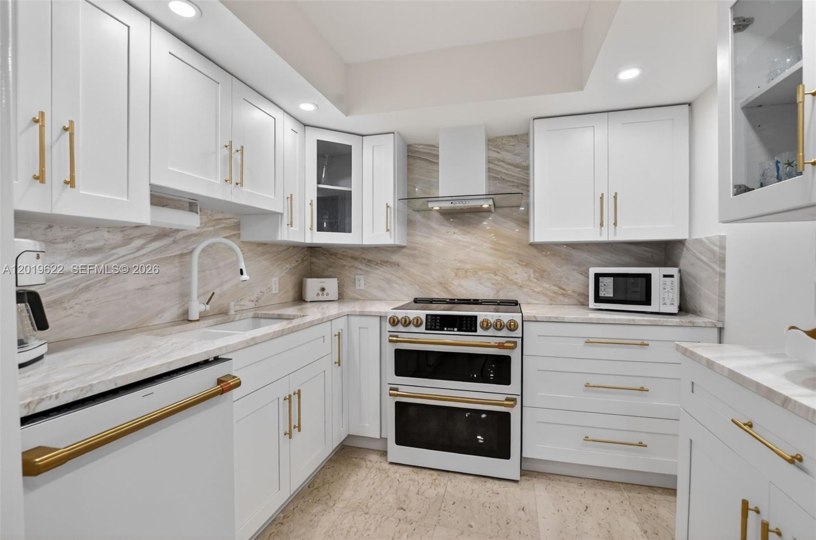 Property photo # 4