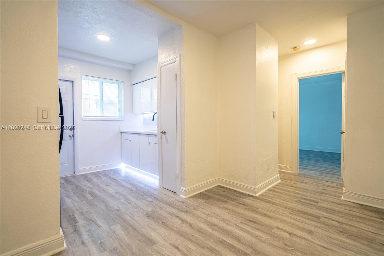 Property photo # 0