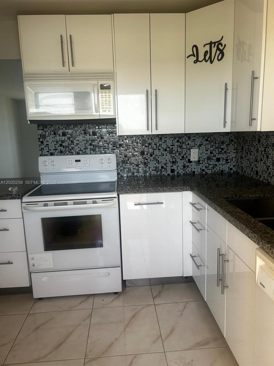 Property photo # 0