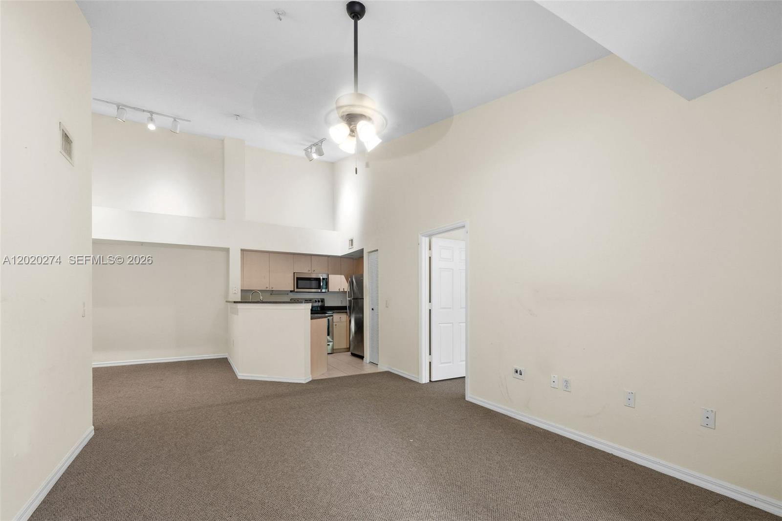 Property photo # 8