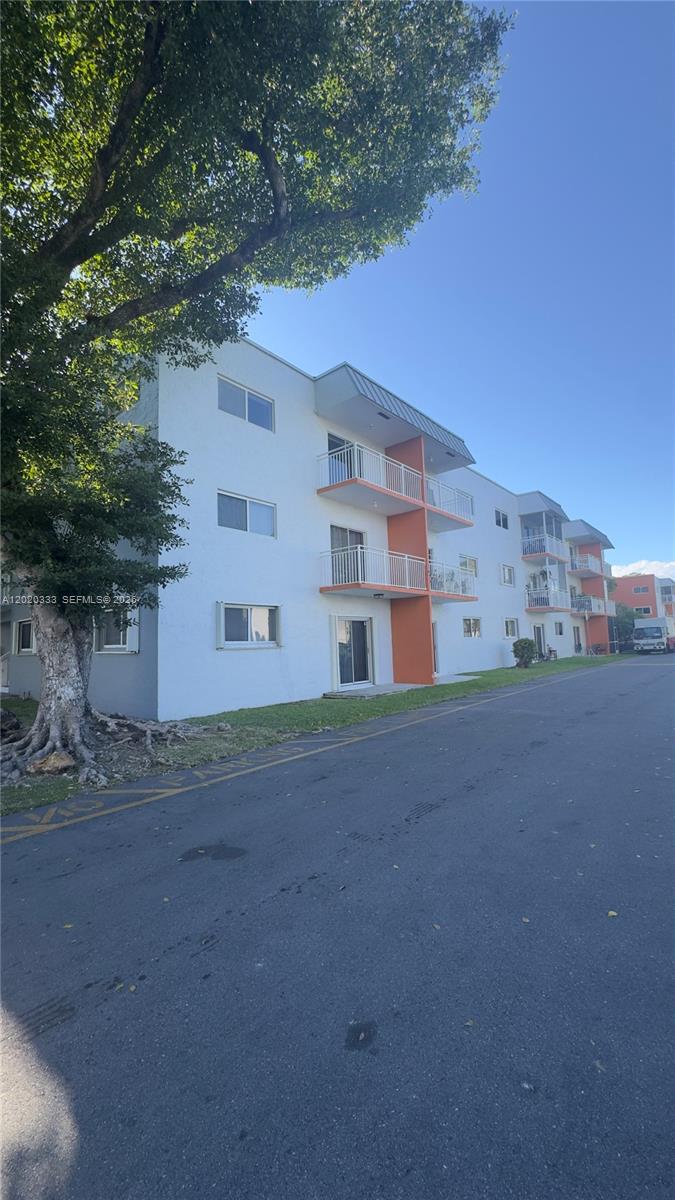Caribbean Gardens Condo
