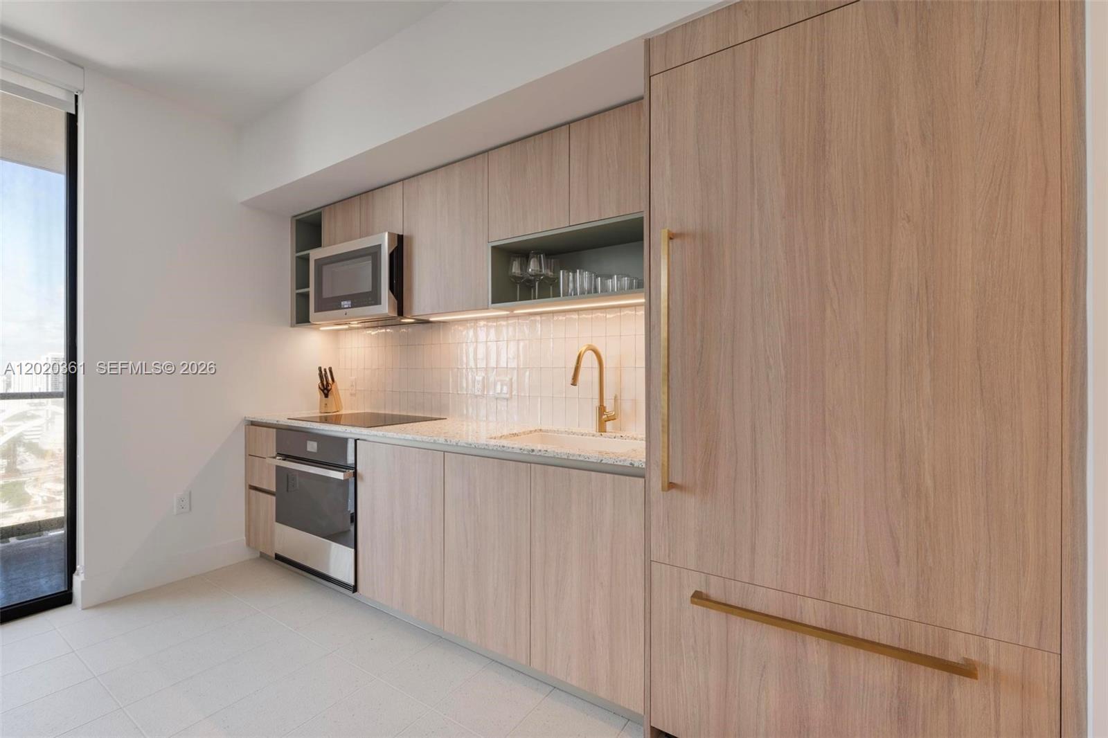 Property photo # 6
