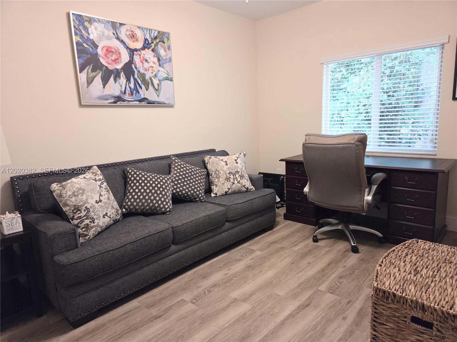 Property photo # 4