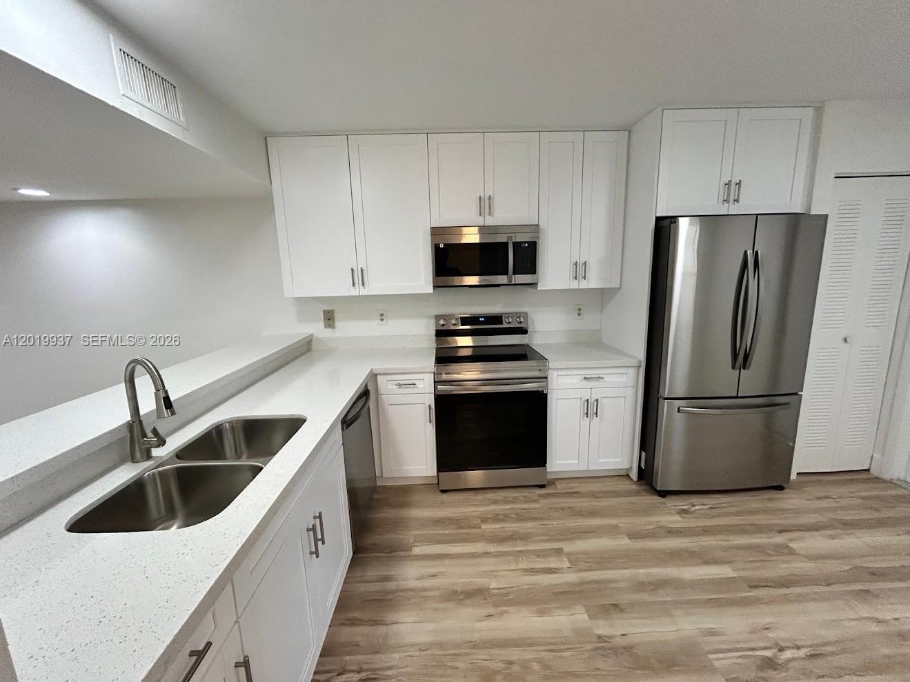 Property photo # 7