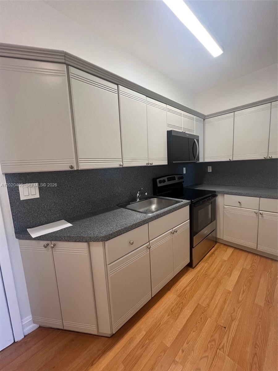 Property photo # 4