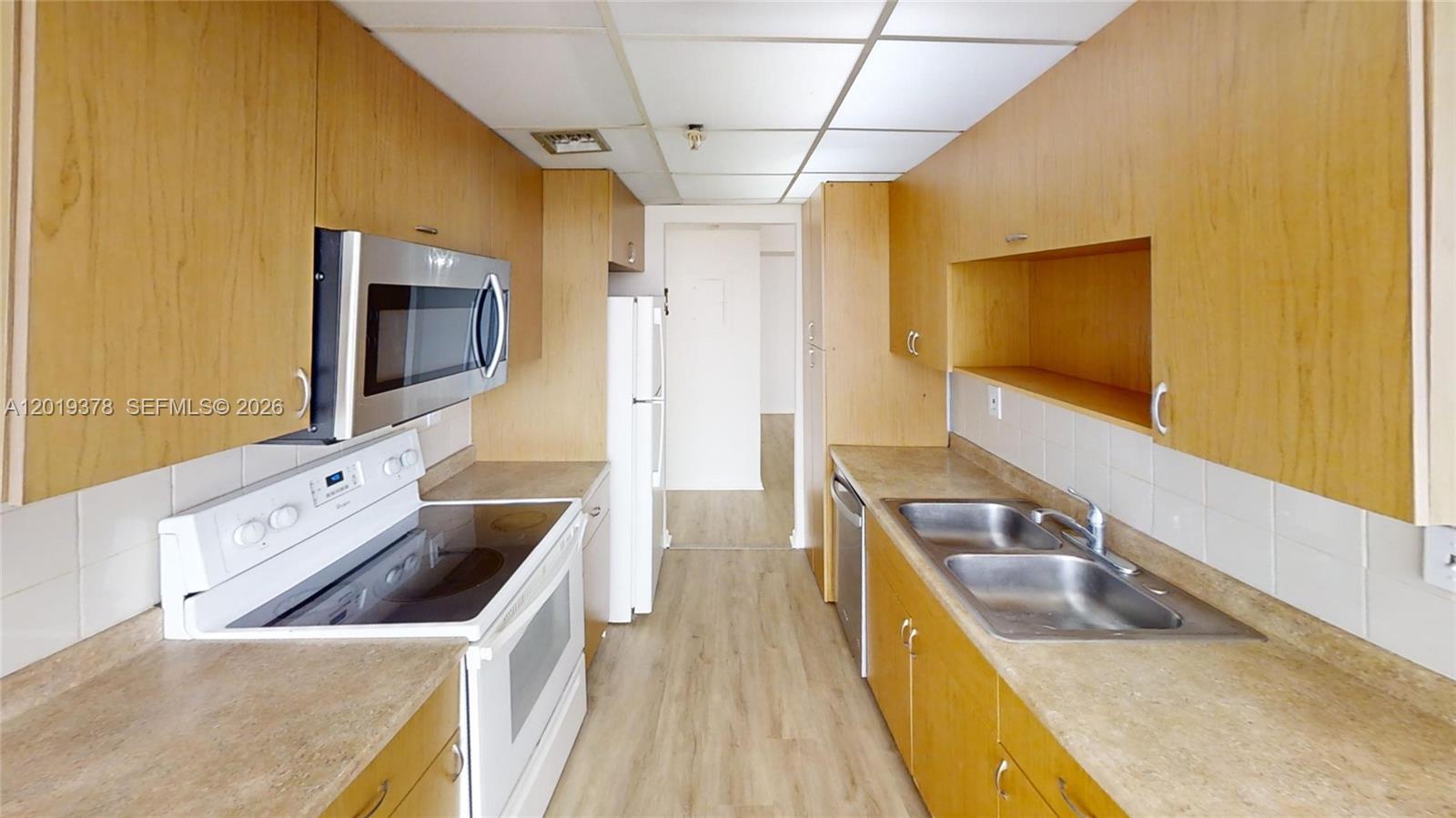 Property photo # 9