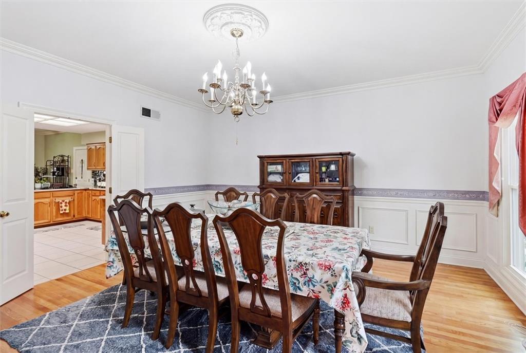 3rd image of 22 Chateau Trianon Dr, Kenner, LA 70065 | MLS# 2557609