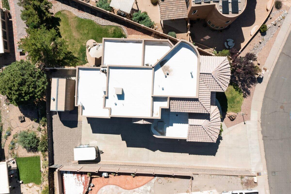 Photo 7 — 13208 Velma Court NE
