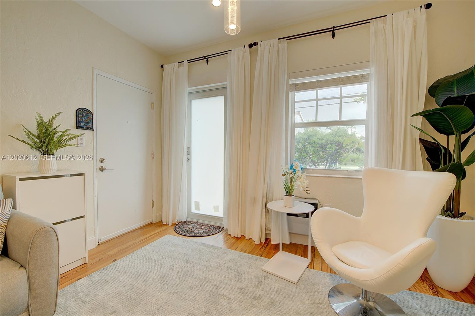 Property photo # 9