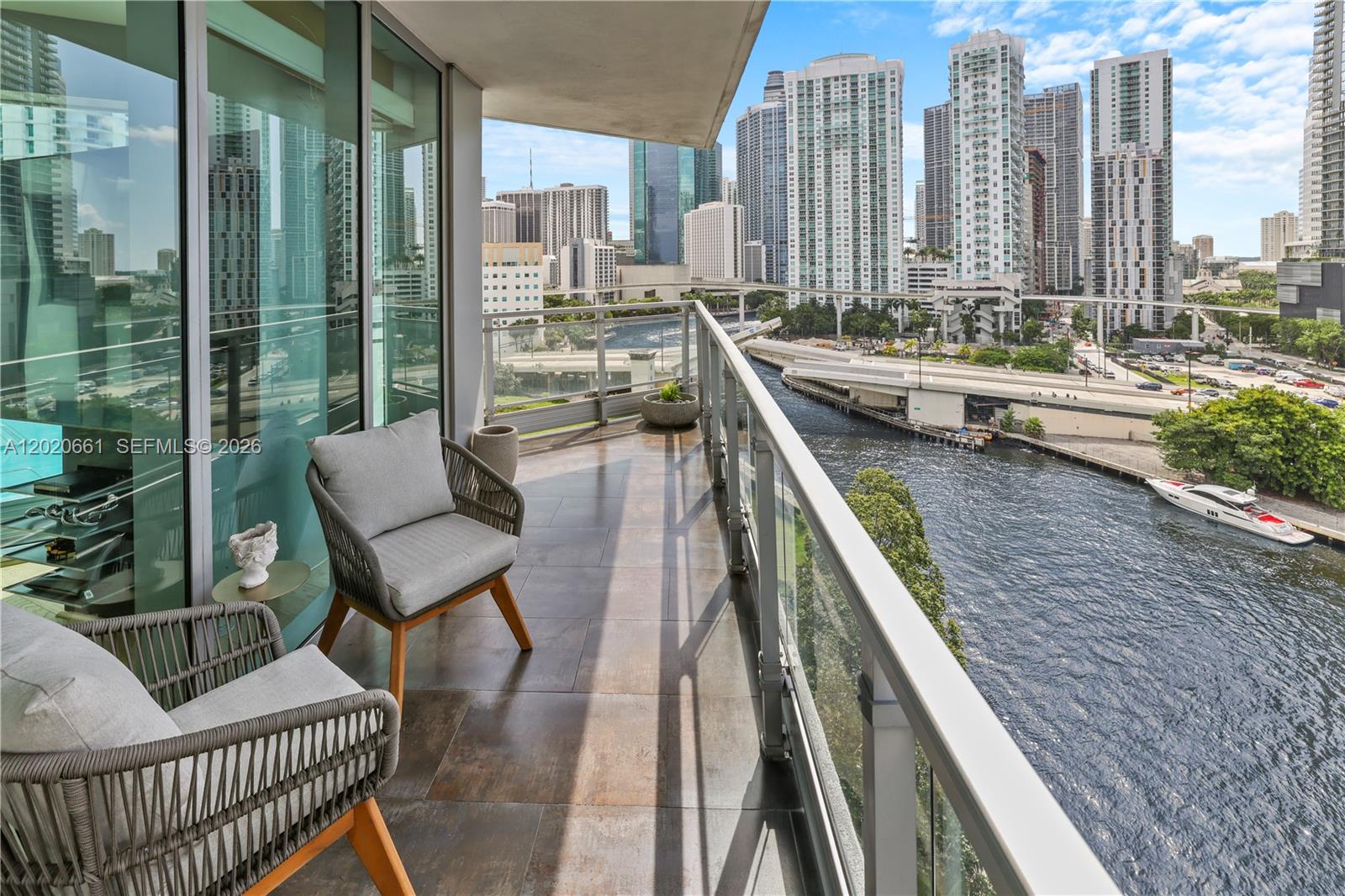 Mint Condo