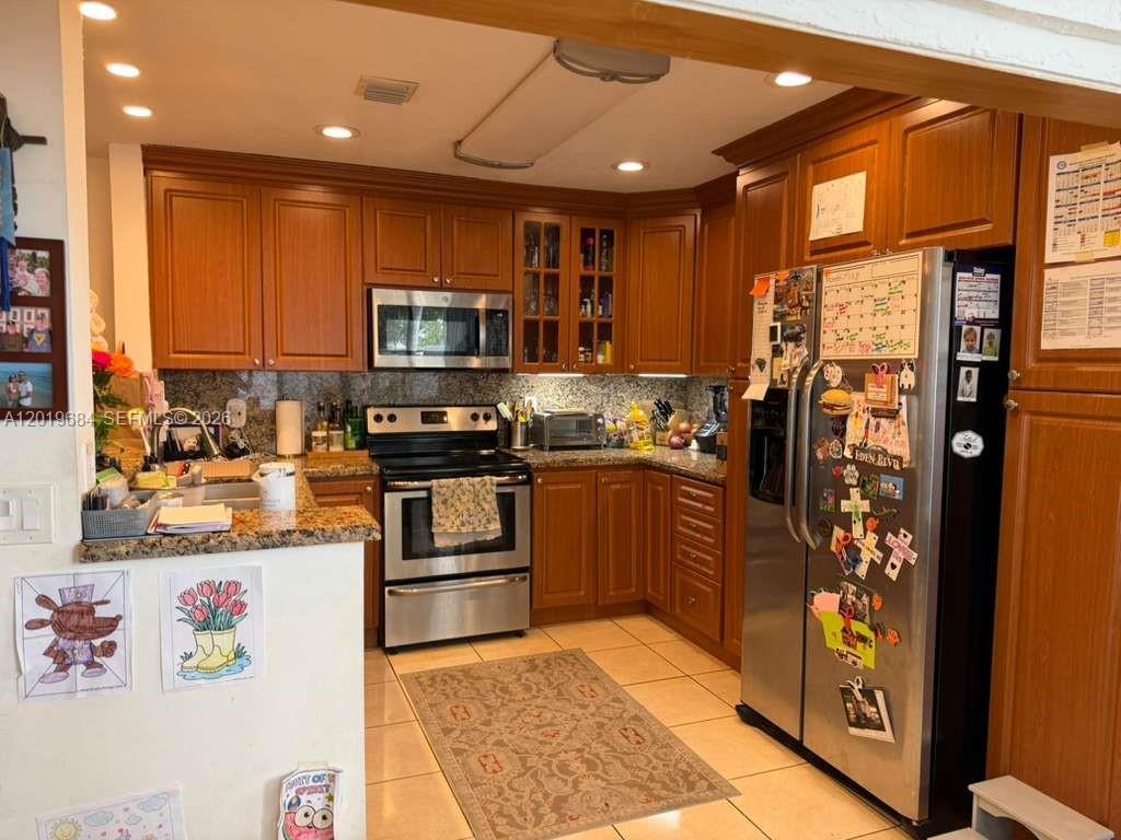 Property photo # 6