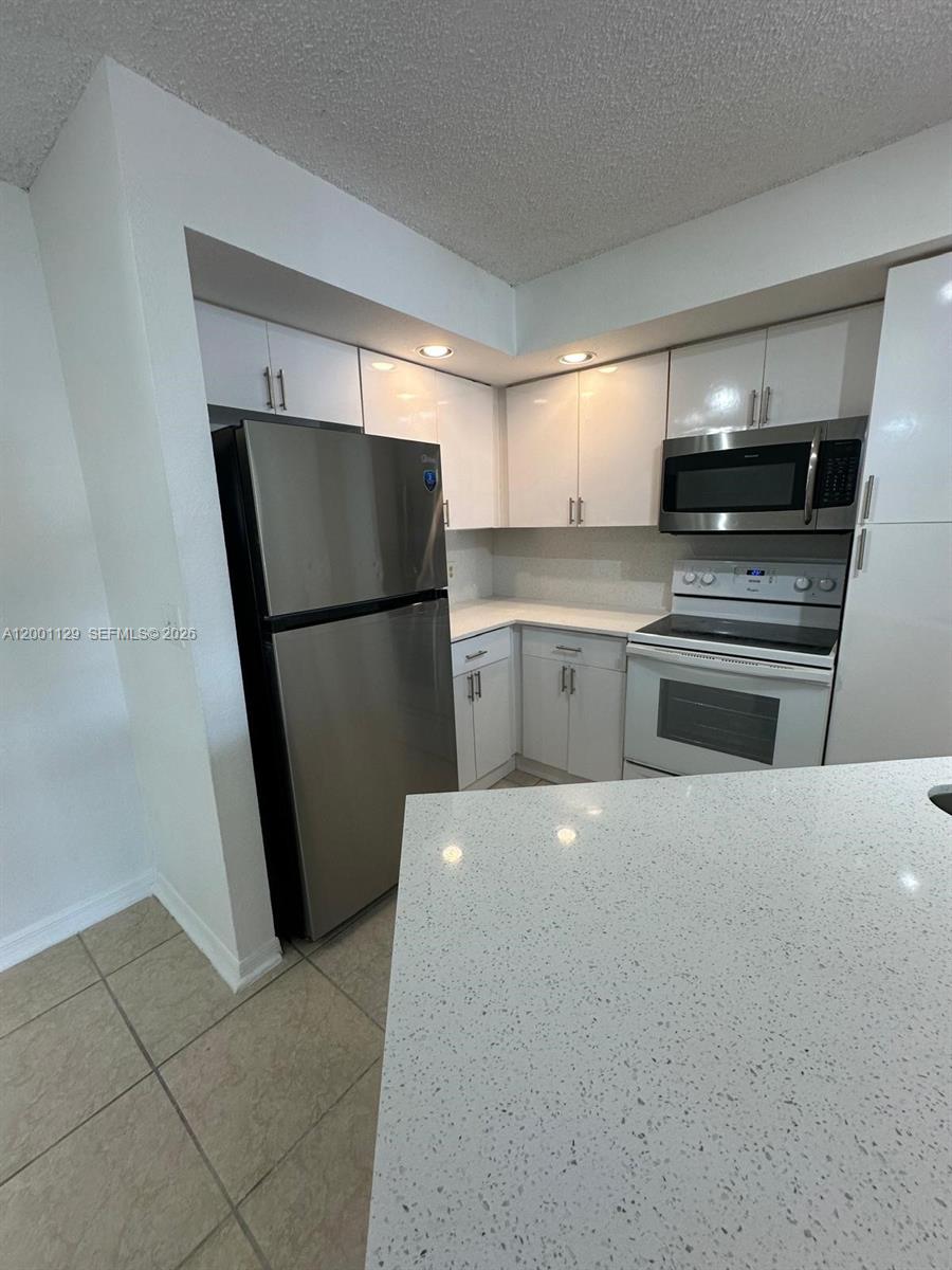 Property photo # 9