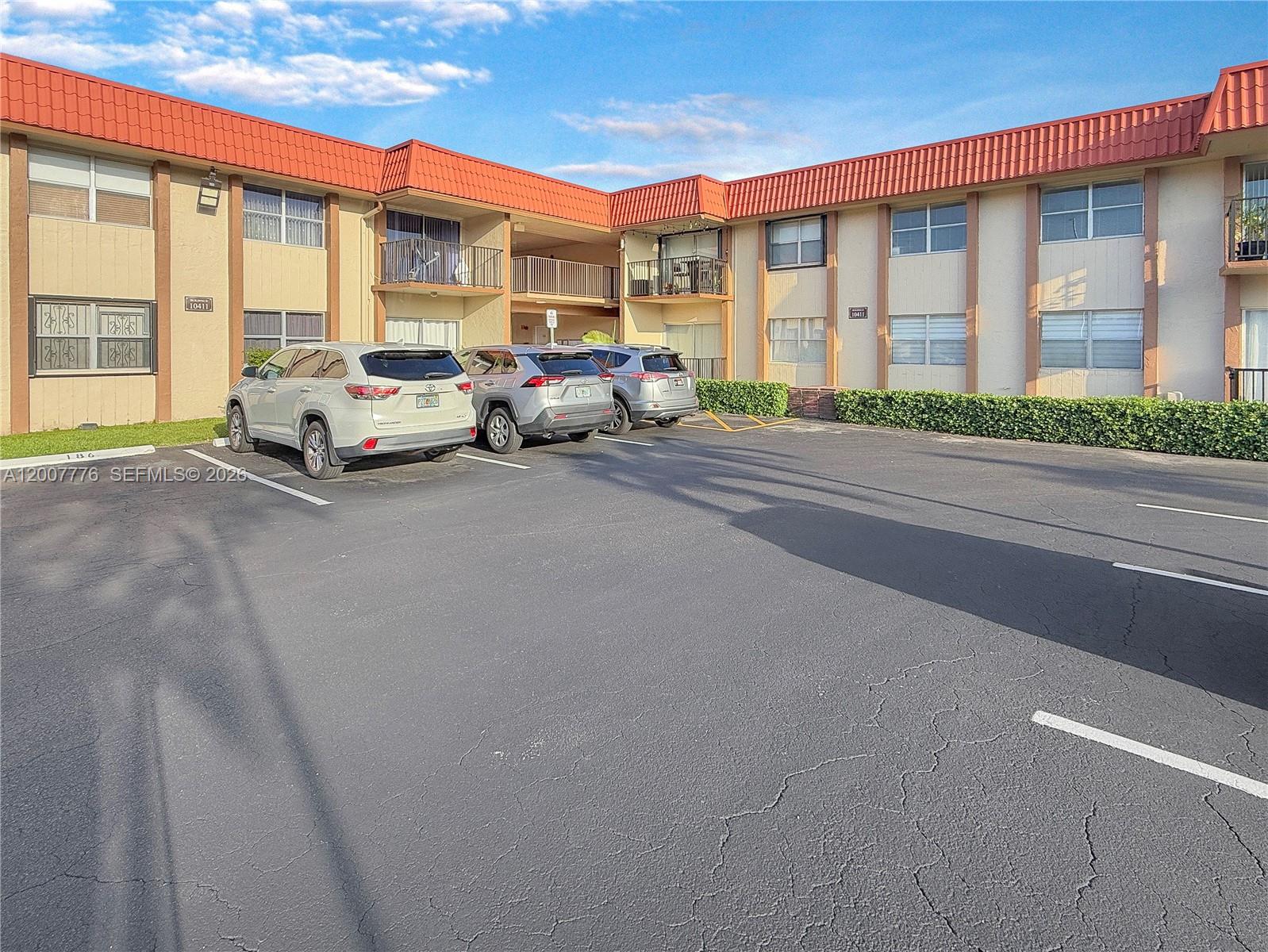 Kendallwood Villas Condo